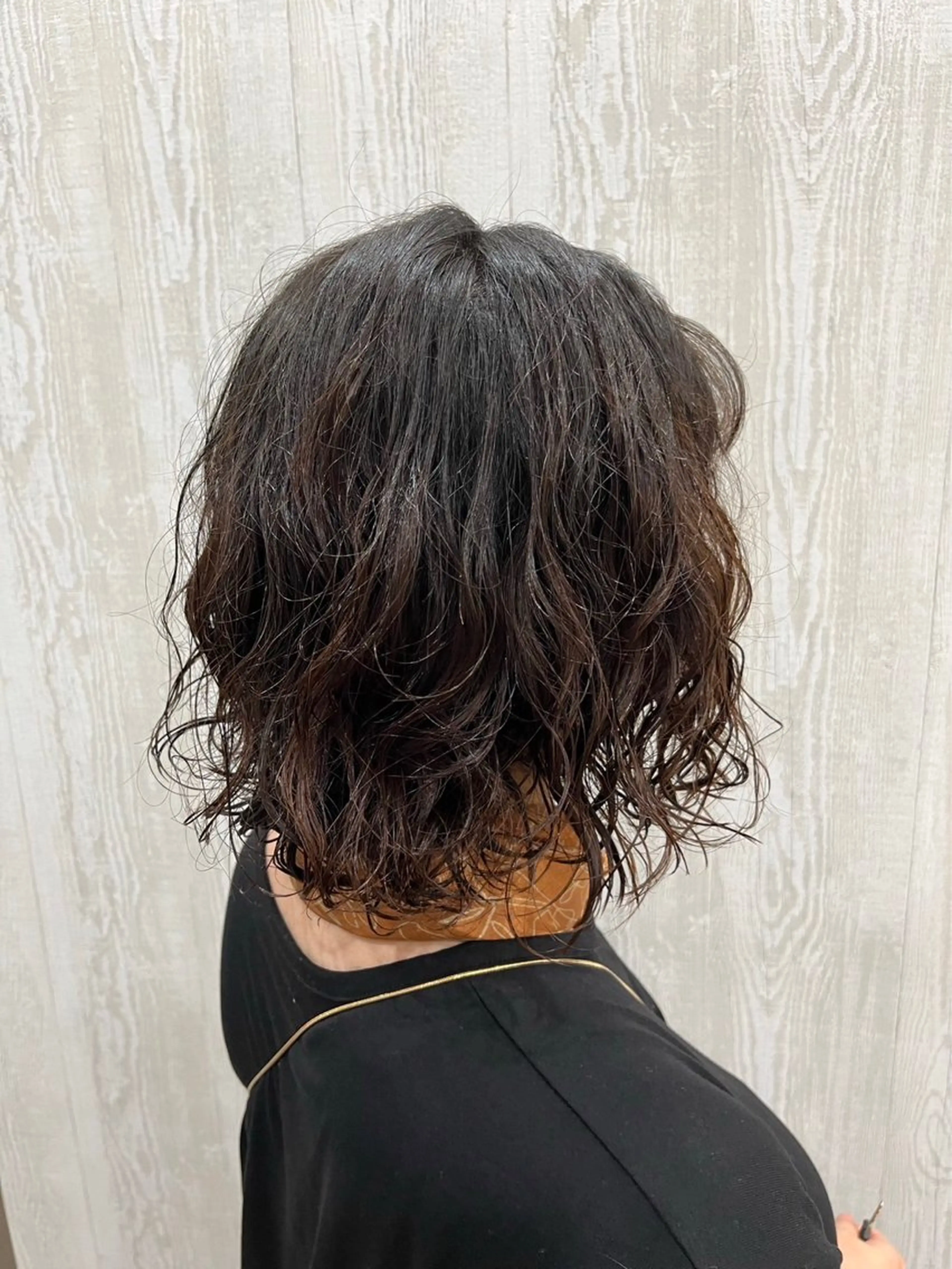 ミディアム パーマ ヘアアレンジ TELAHAIR 君津店所属・東 夏稀のヘアスタイル