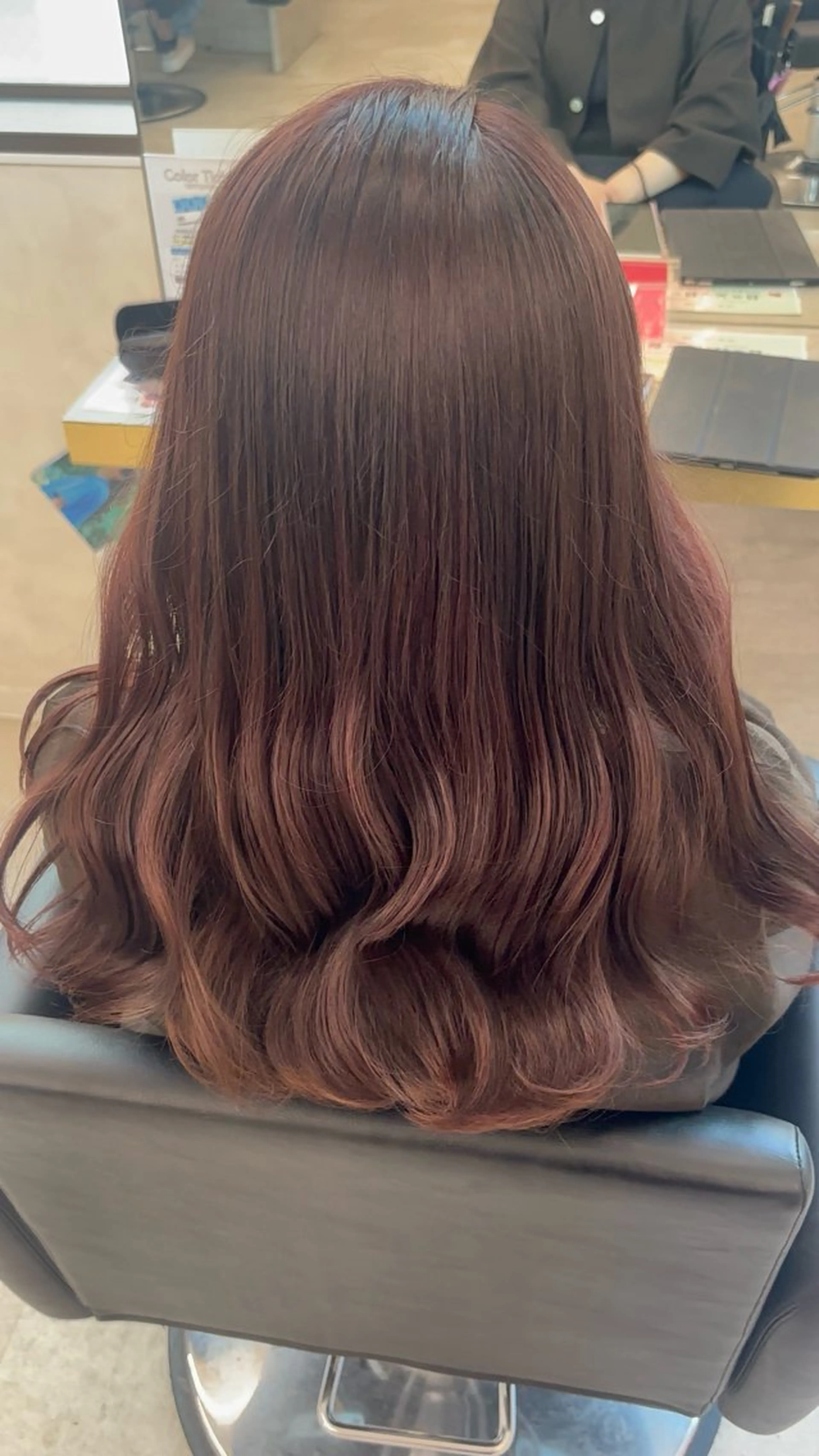 ロング カラー ブラウンカラー イルミナカラー ピンクカラー ピンクブラウン ヘアカラー 湘南台 🎀 ホンダアイラのヘアスタイル