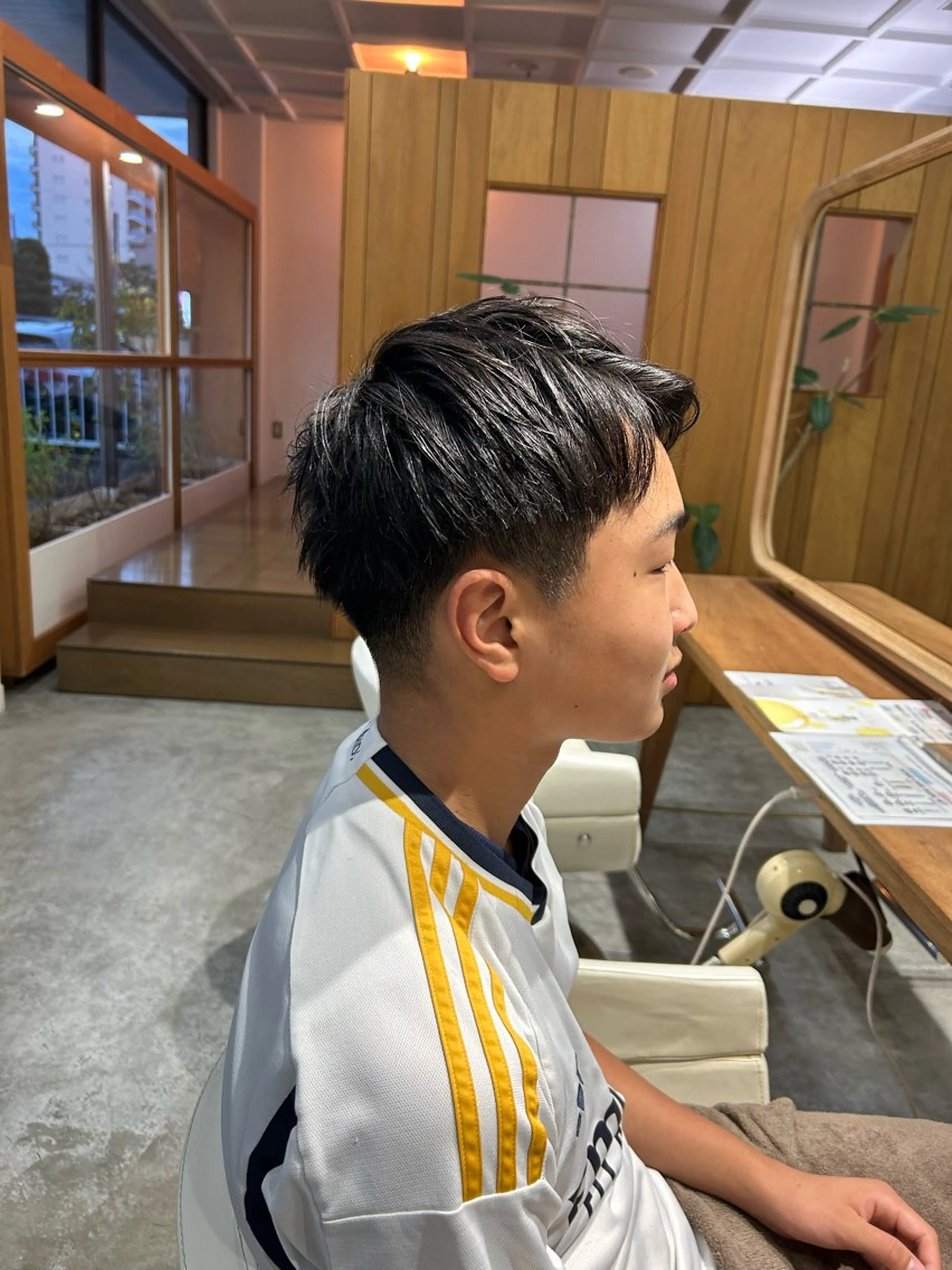 ショート メンズ アップバング メンズパーマ 学生（メンズ向け） 学生 ショートヘア カット 佐藤悠生/ メンズカット．パーマのヘアスタイル