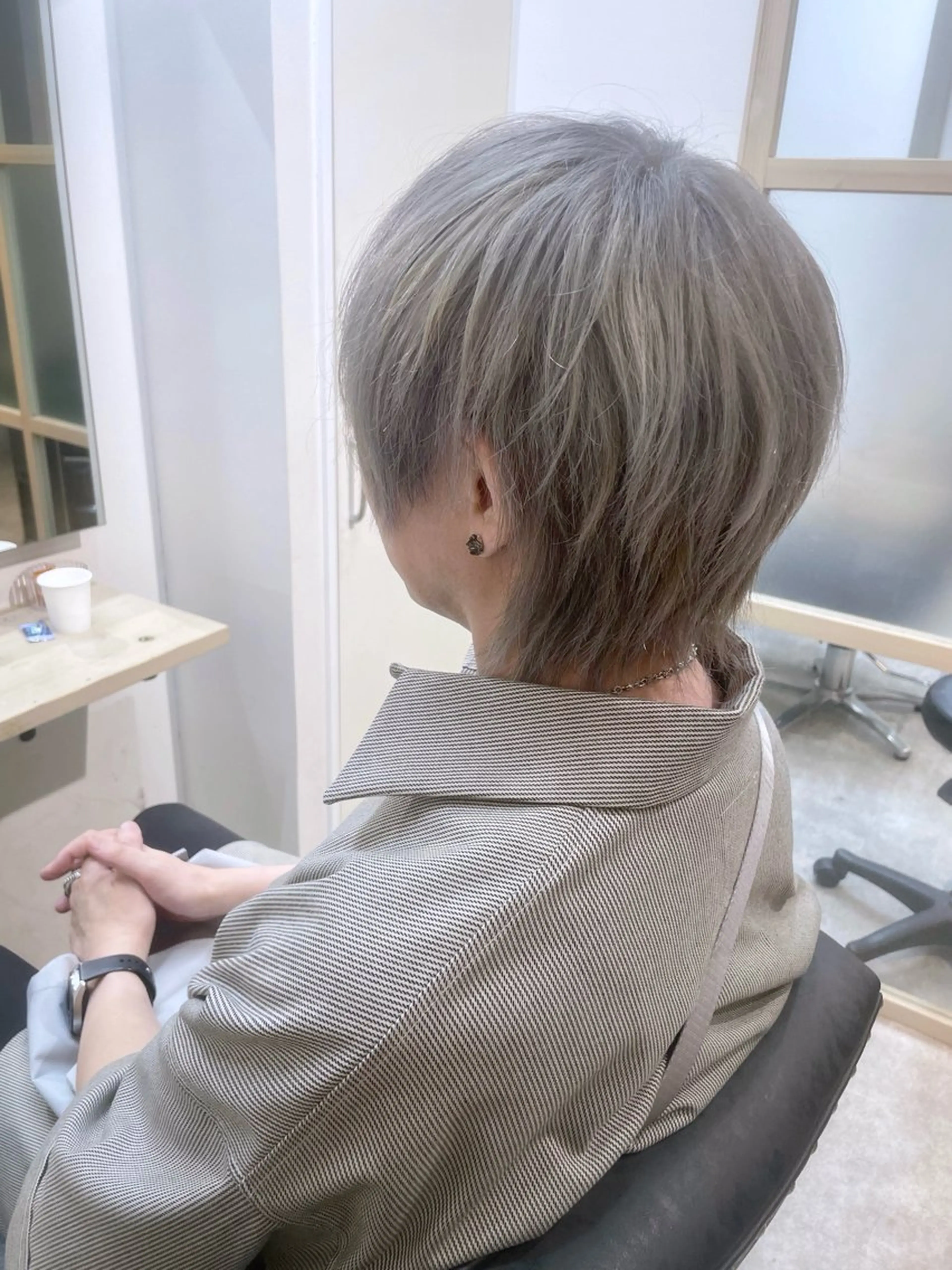 ミディアム カラー メンズ メンズハイトーン メンズウルフカット ハイトーンカラー ウルフカット カット ヘアカラー トリートメント EMANON新宿南口所属・🦄中性ウルフ ☁️Shiori🦄のヘアスタイル