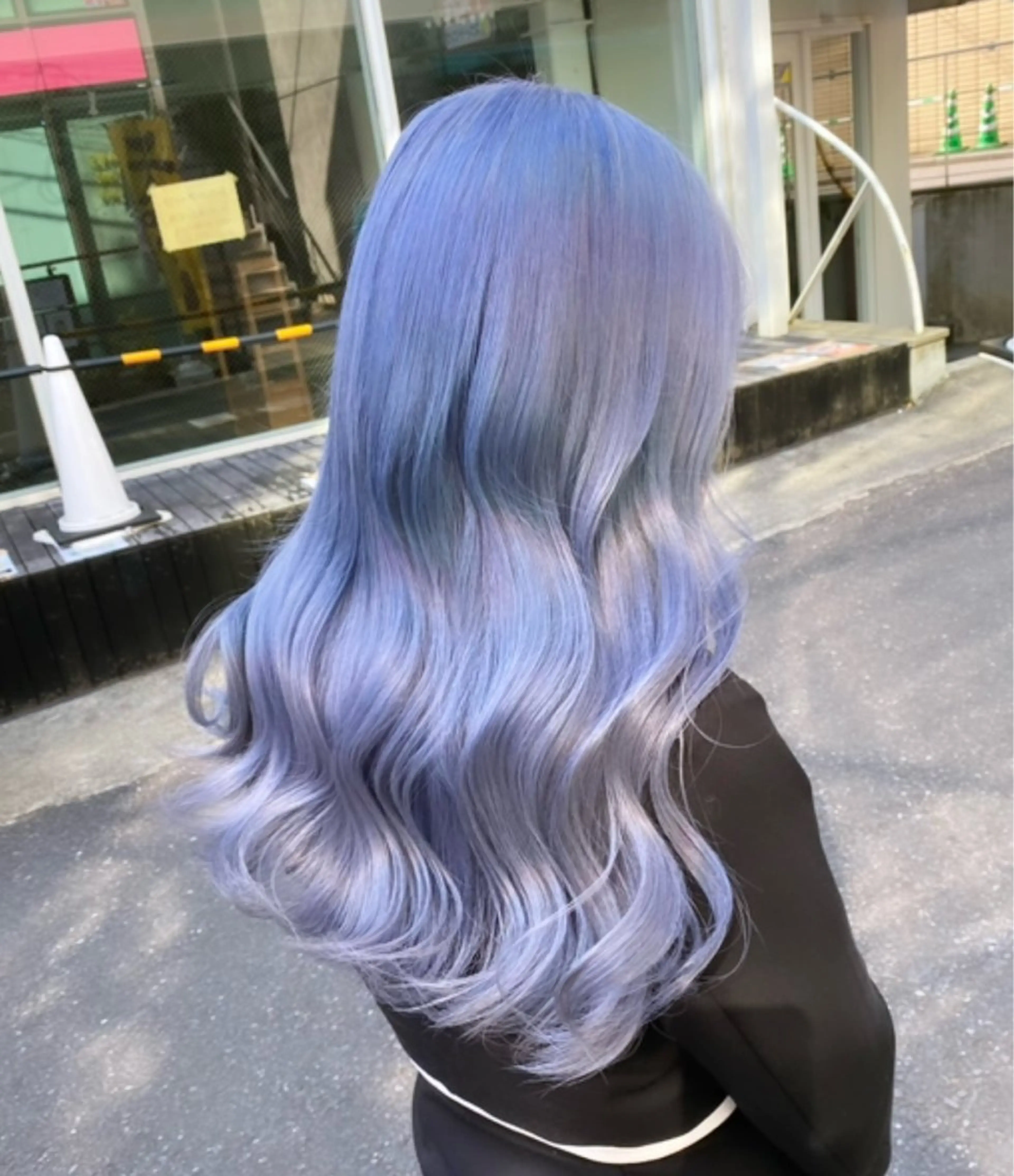 カラー 漆畑 莉奈のヘアスタイル