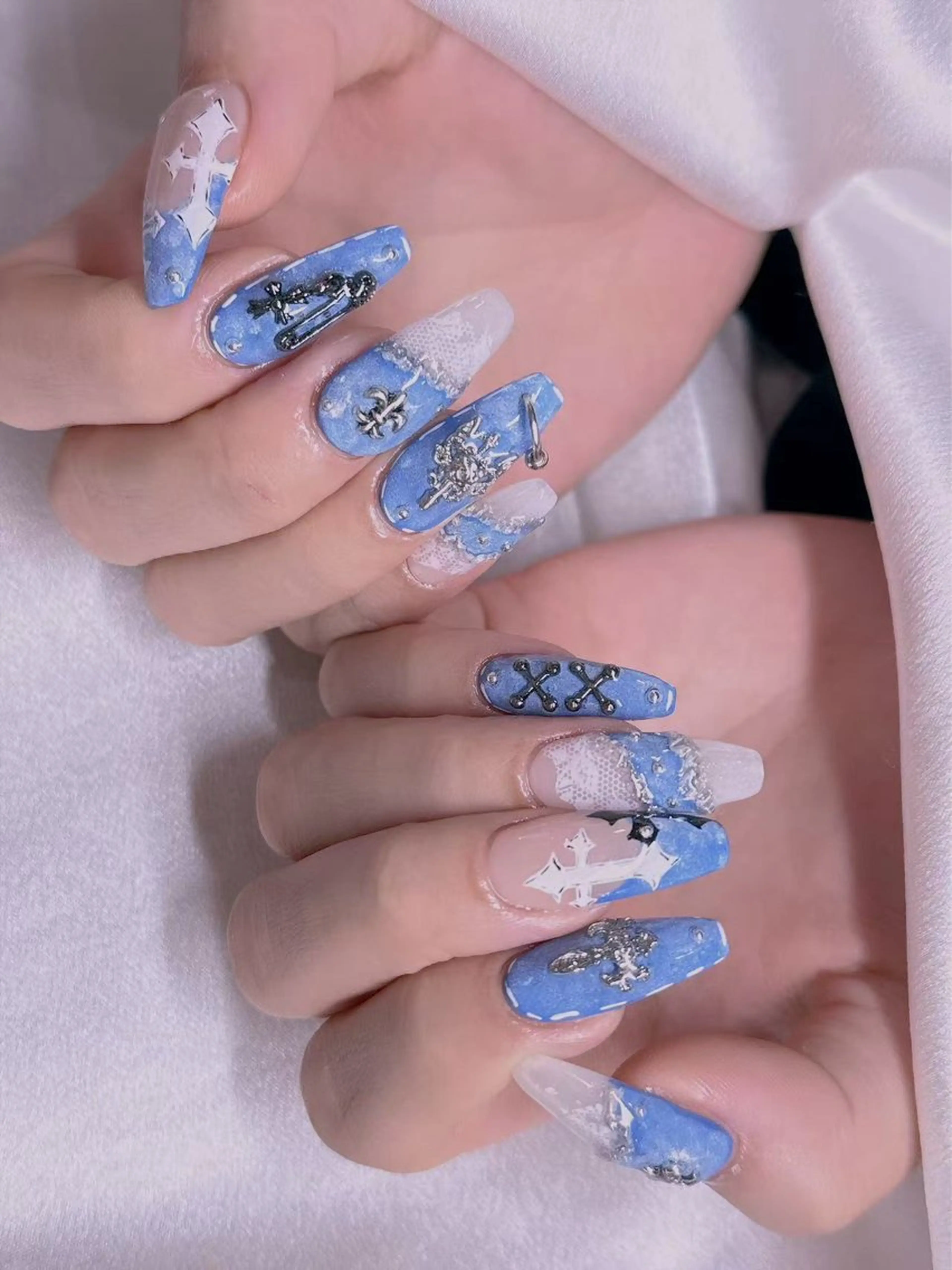 ネイル ハンドネイル リン リンのネイルデザイン