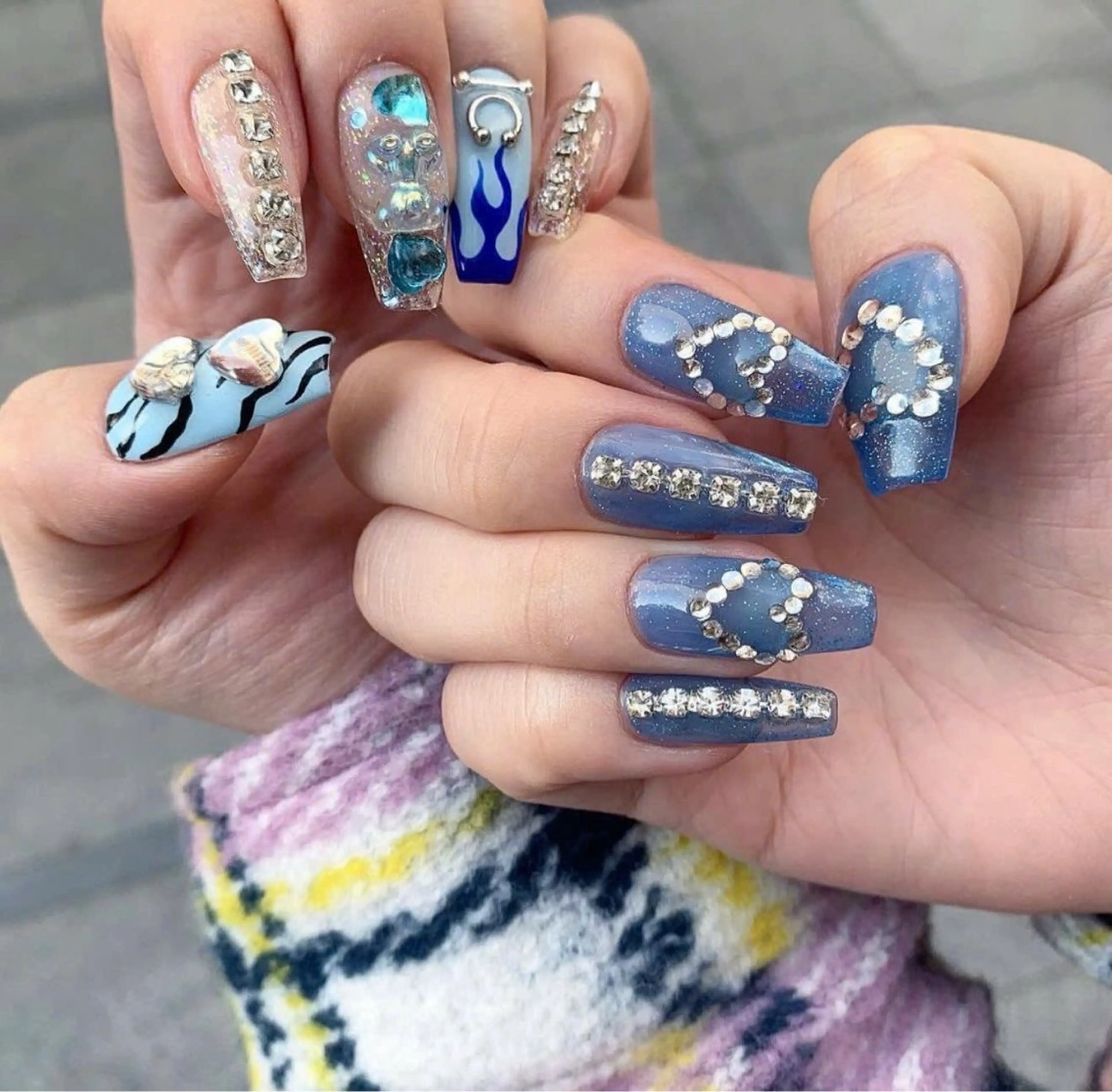 ネイル ハンドネイル HIN NAILのネイルデザイン