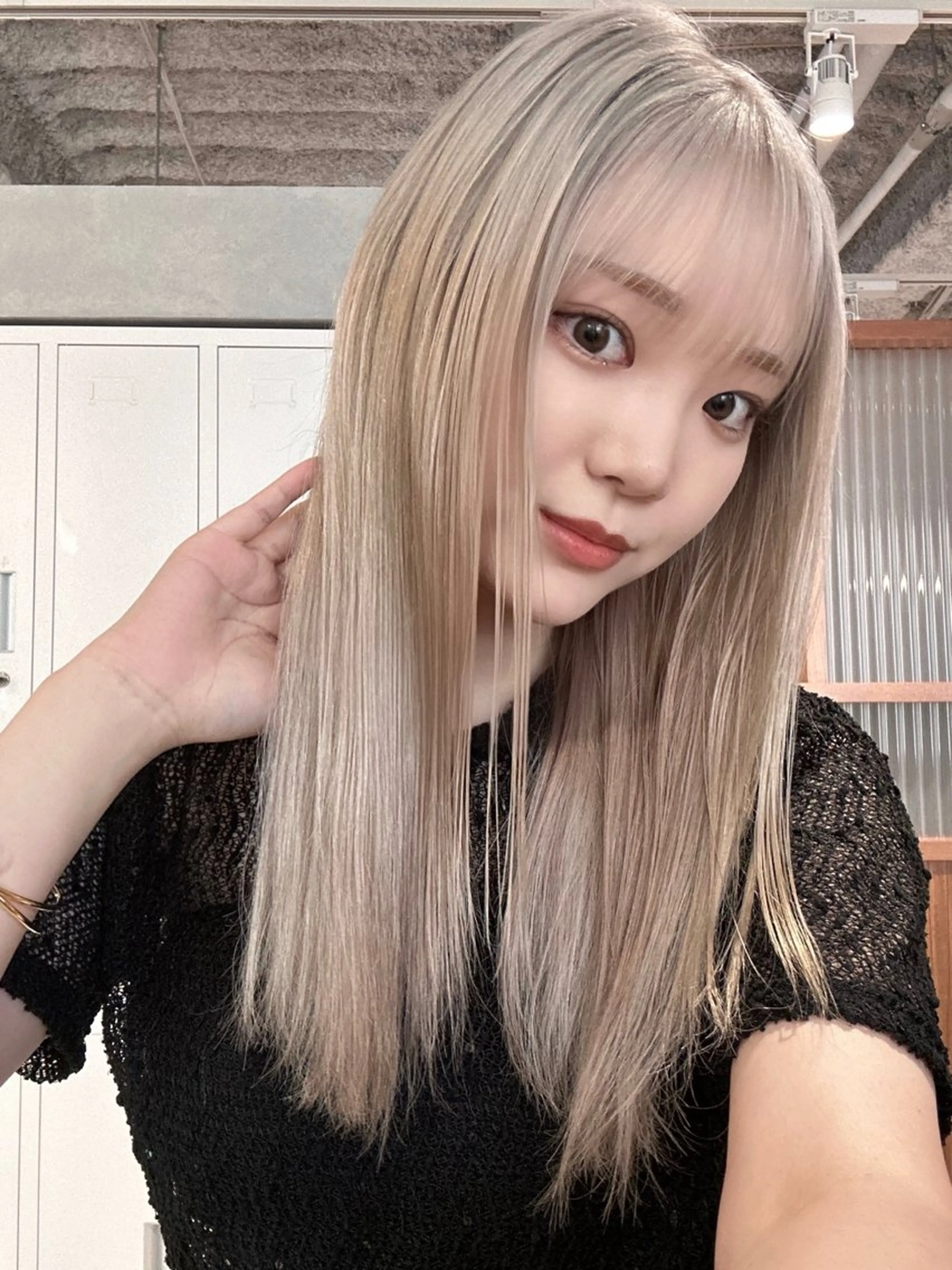 セミロング カラー EIGHT【店長】 大谷樹生のヘアスタイル