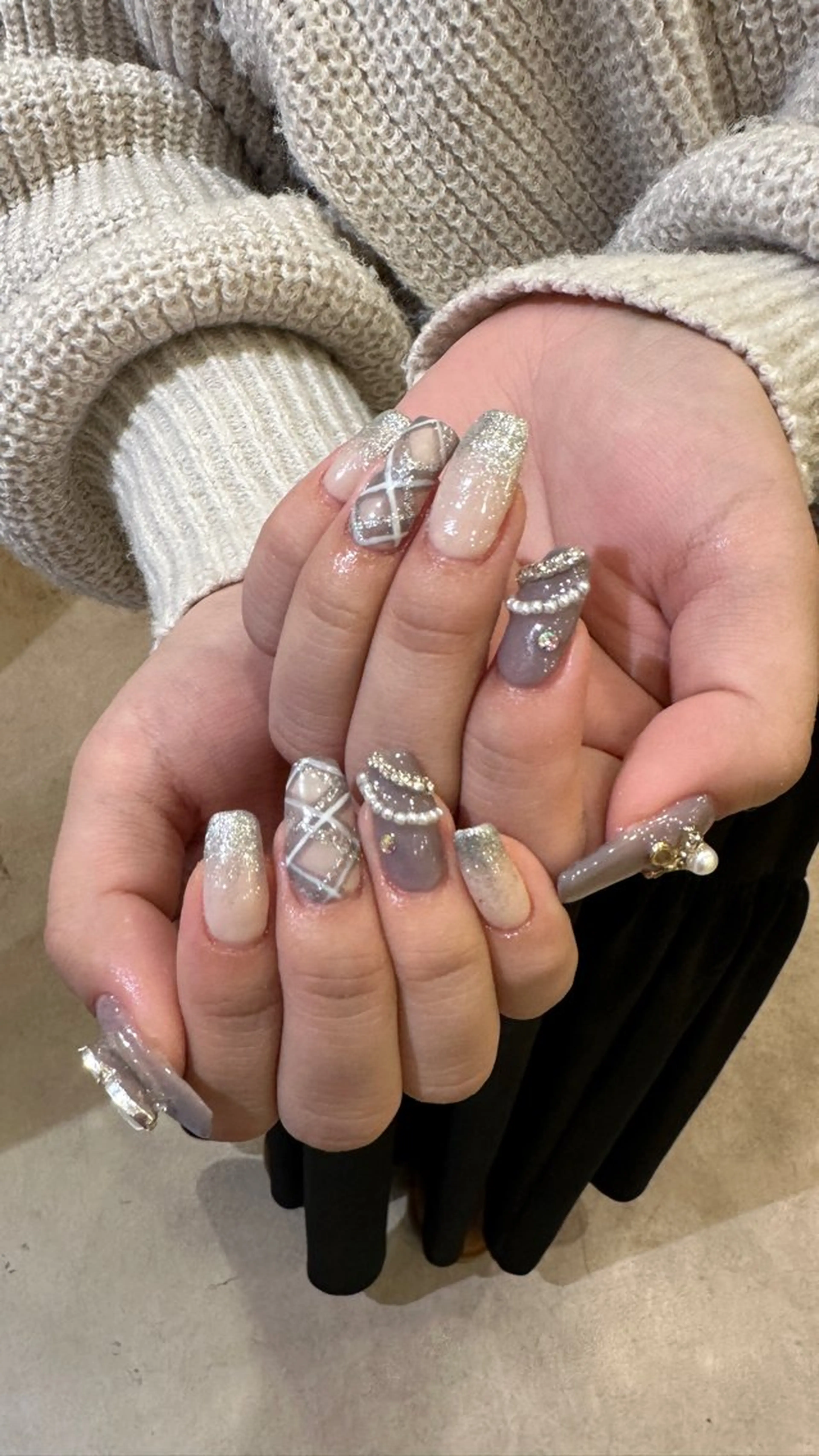 ネイル ハンドネイル ハンドケア 👽個性派ネイル🎀 komachiのネイルデザイン