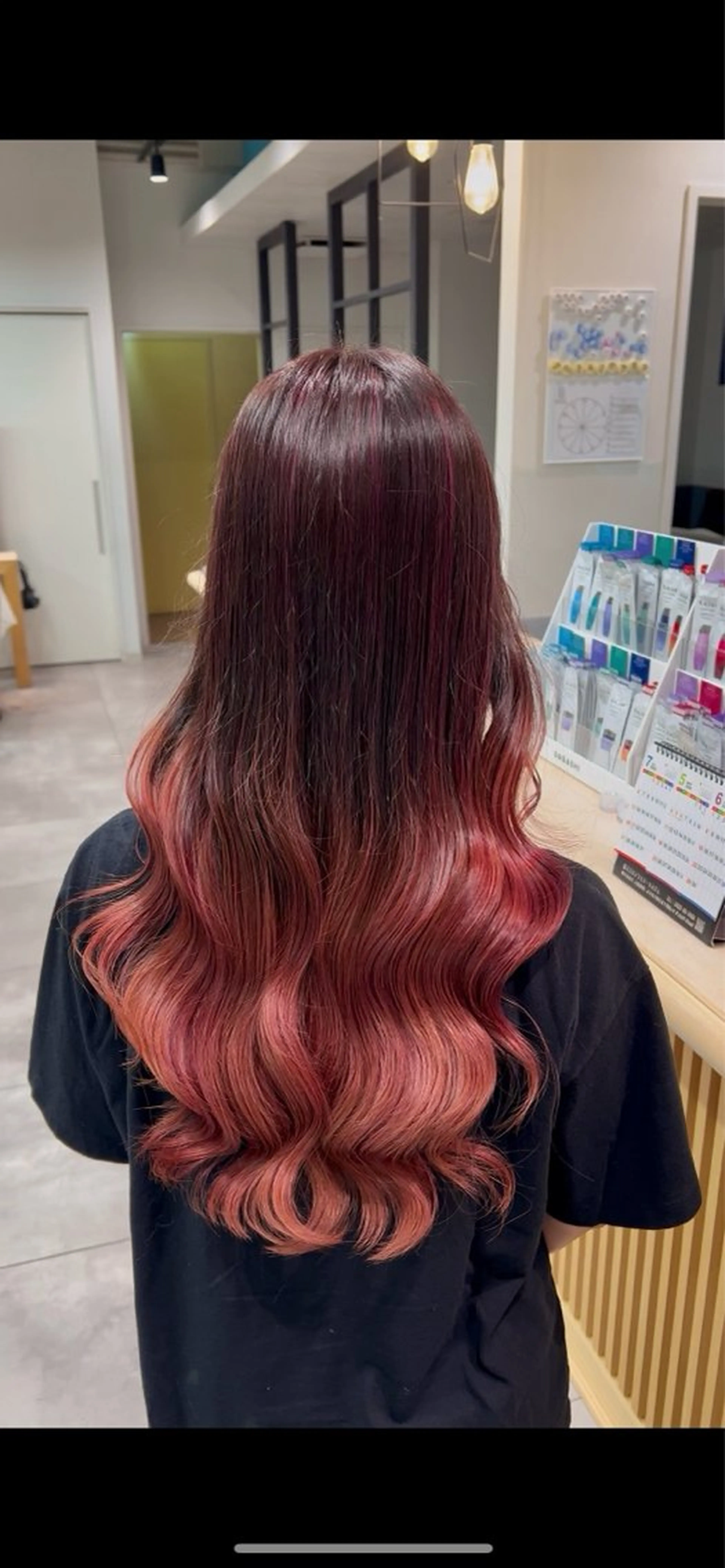 ロング カラー ブリーチ ダブルカラー イルミナカラー ブリーチなしカラー ボブ ヘアカラー トリートメント LUCK 本厚木店のヘアスタイル