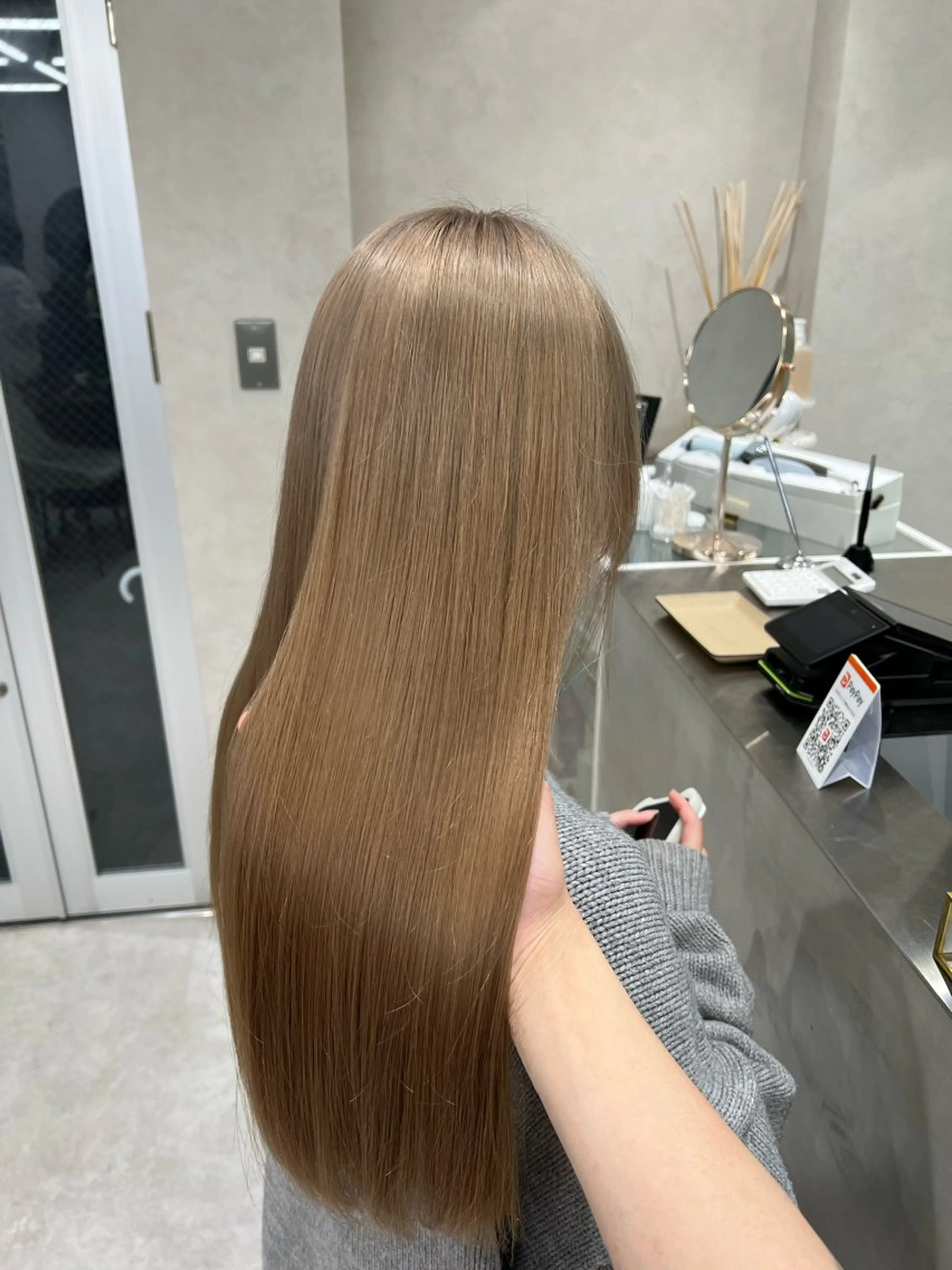 ロング カット ヘアカラー トリートメント 地毛風縮毛矯正 ☘️松井　傑のヘアスタイル