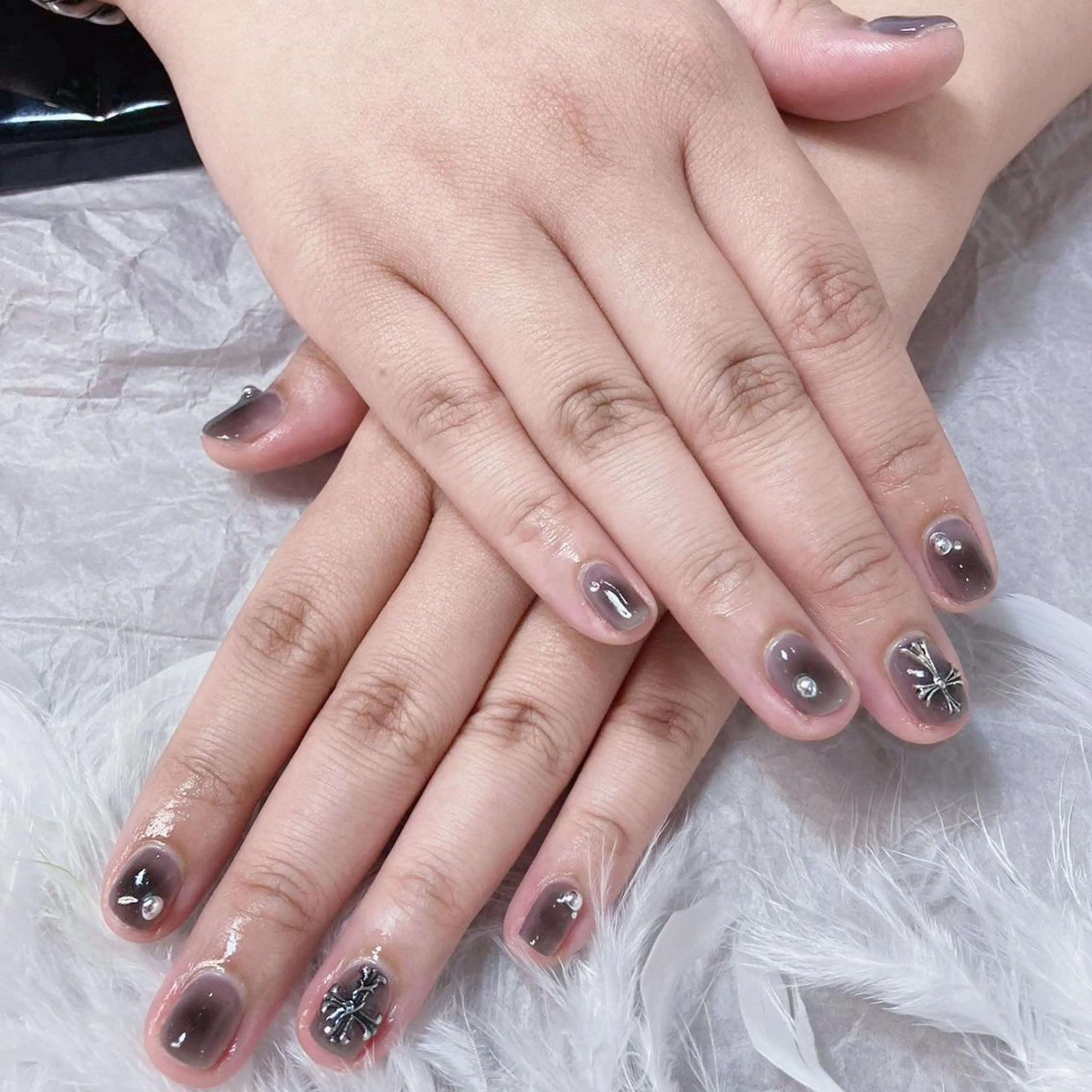 ネイル アートネイル オーロラネイル ガーリー キラキラネイル 韓国ネイル Nail Monsterのネイルデザイン