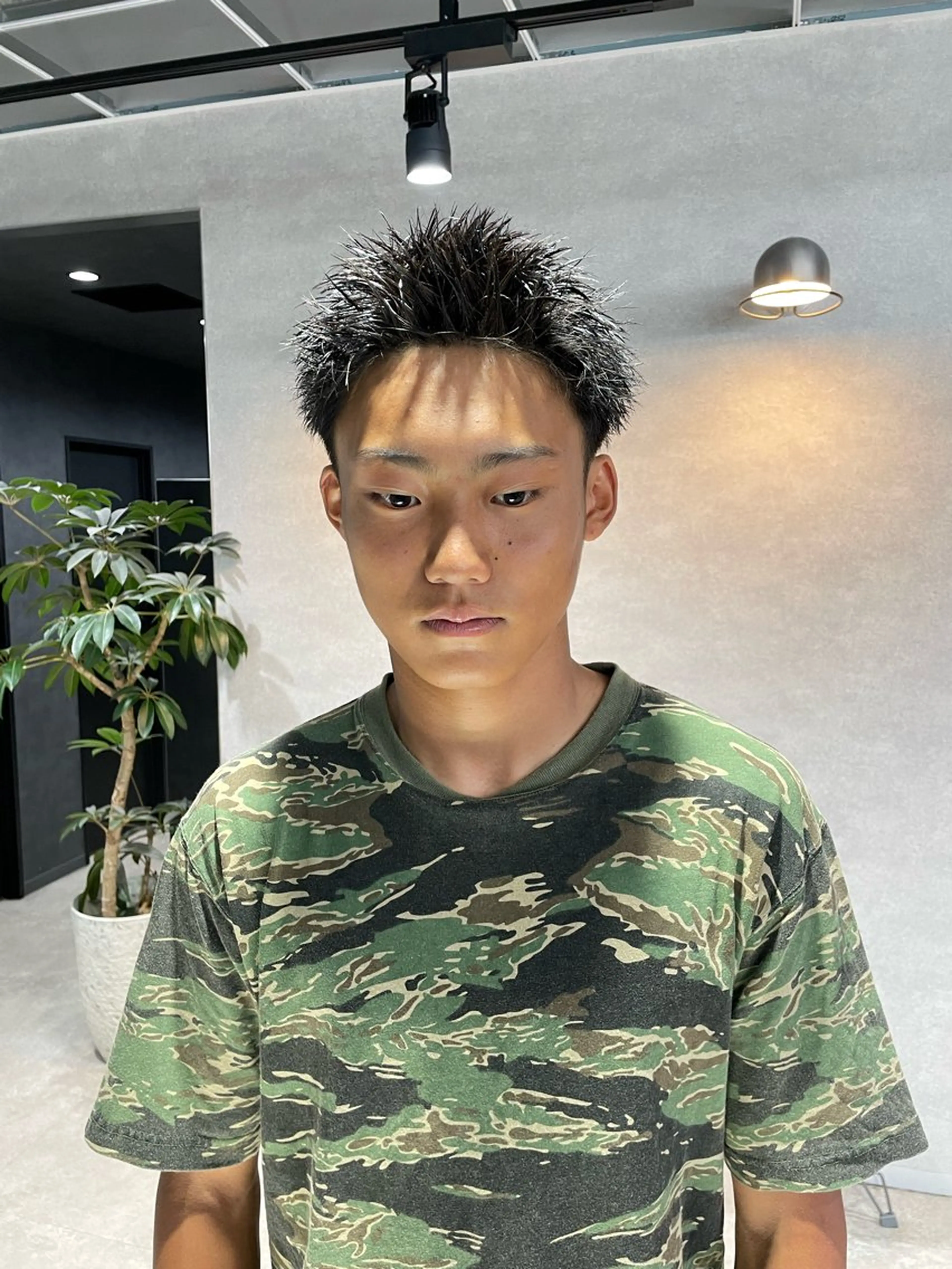 ショート メンズ スパイキーショート ショートヘア カット 垢抜けハイトーン☀/ 笑顔の美容師/しゅんのヘアスタイル