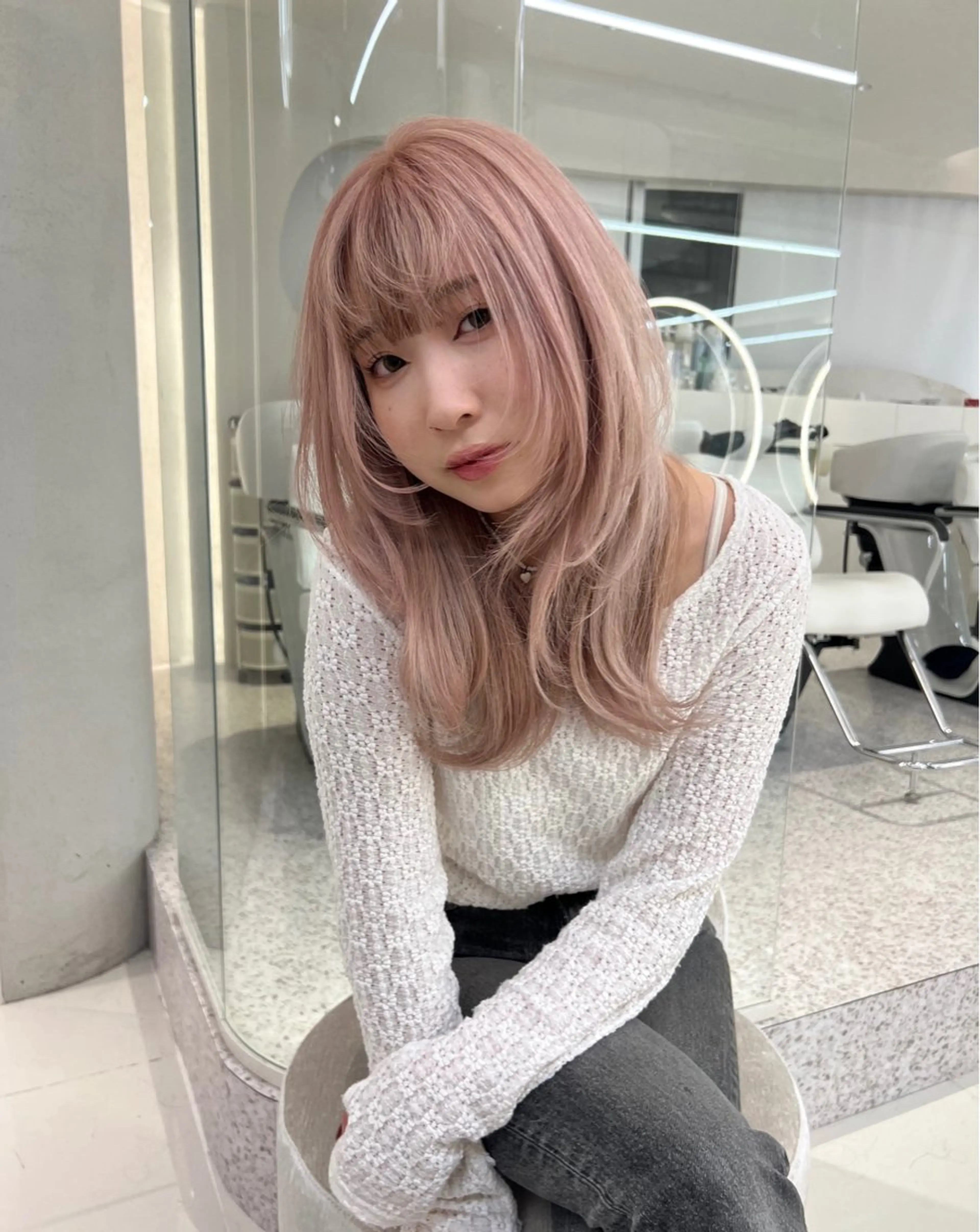 セミロング カラー GAGA所属・GAGA AMIKAのヘアスタイル