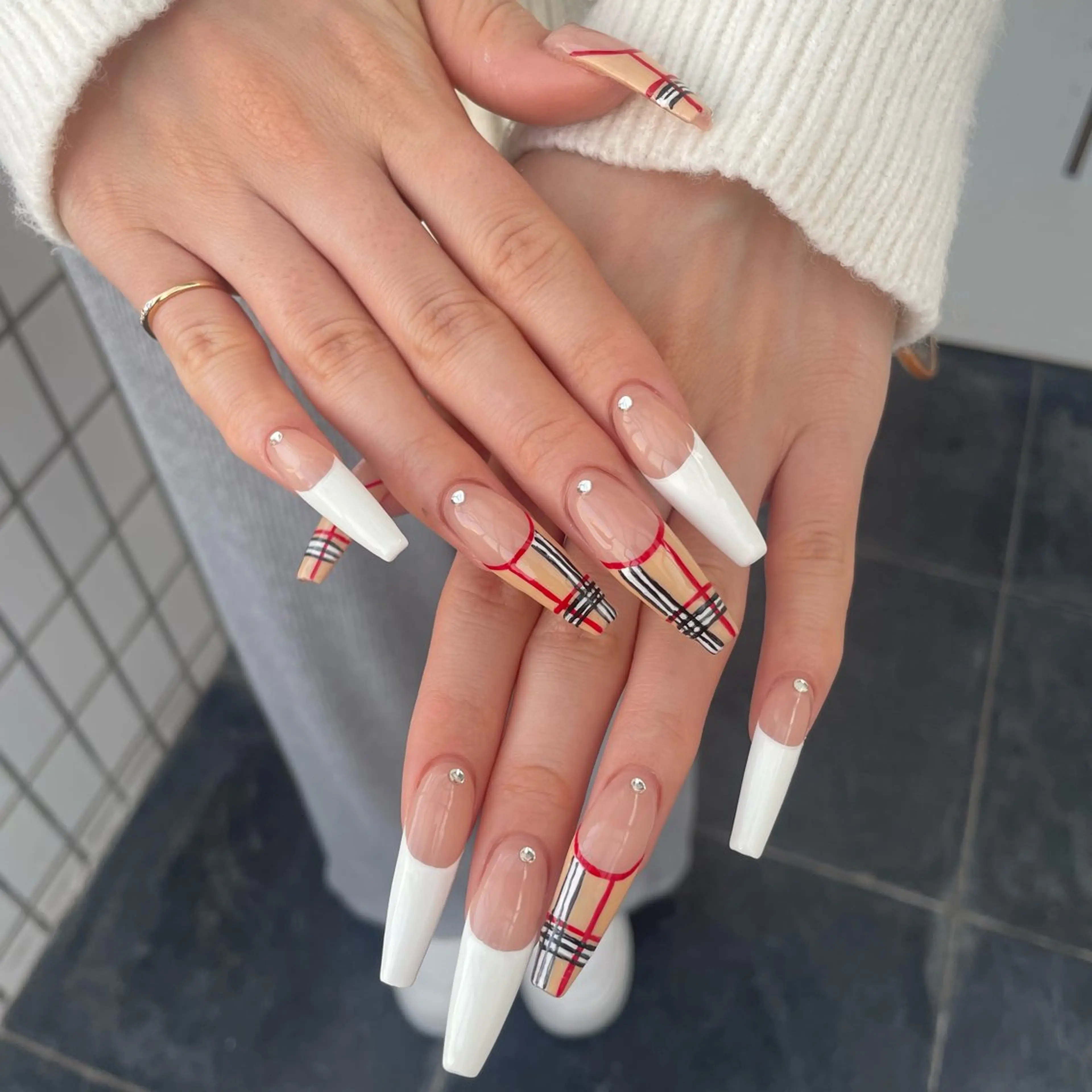 ネイル Nail ヌシん家 AKANEのネイルデザイン