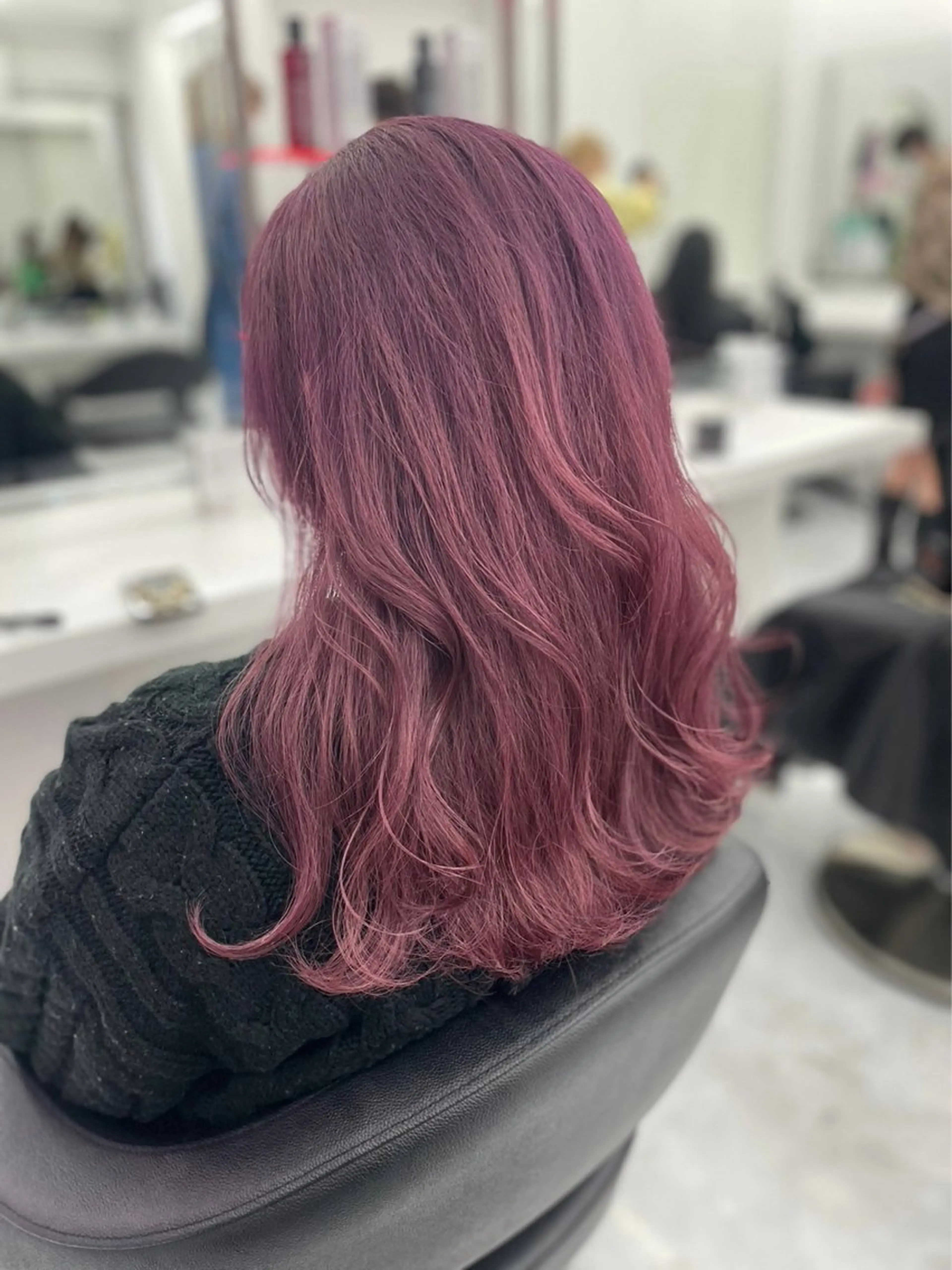 ミディアム ヘアカラー yuria 🌙のヘアスタイル