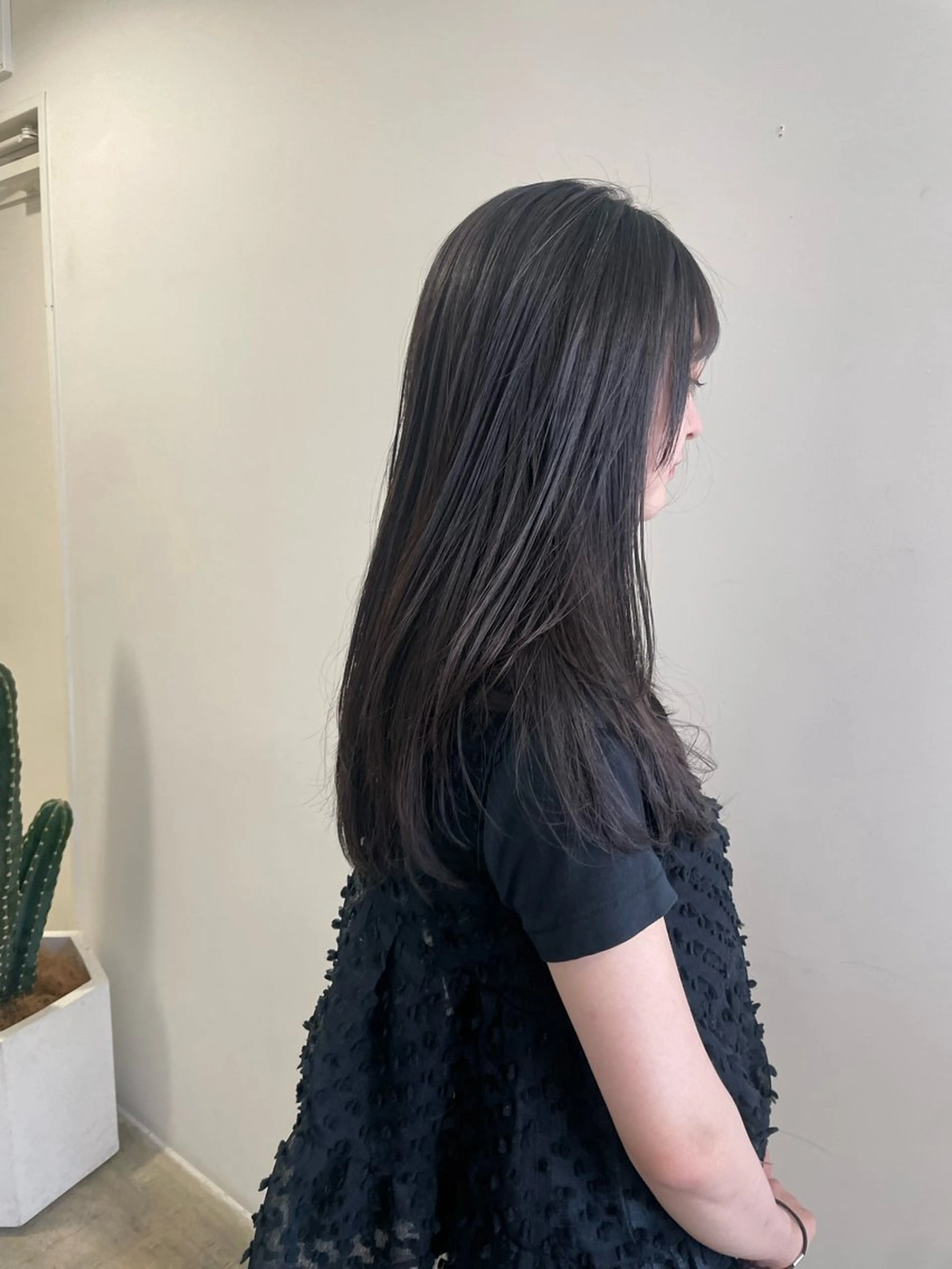ロング 髪質改善 カット 縮毛矯正 トリートメント 大迫 江梨のヘアスタイル