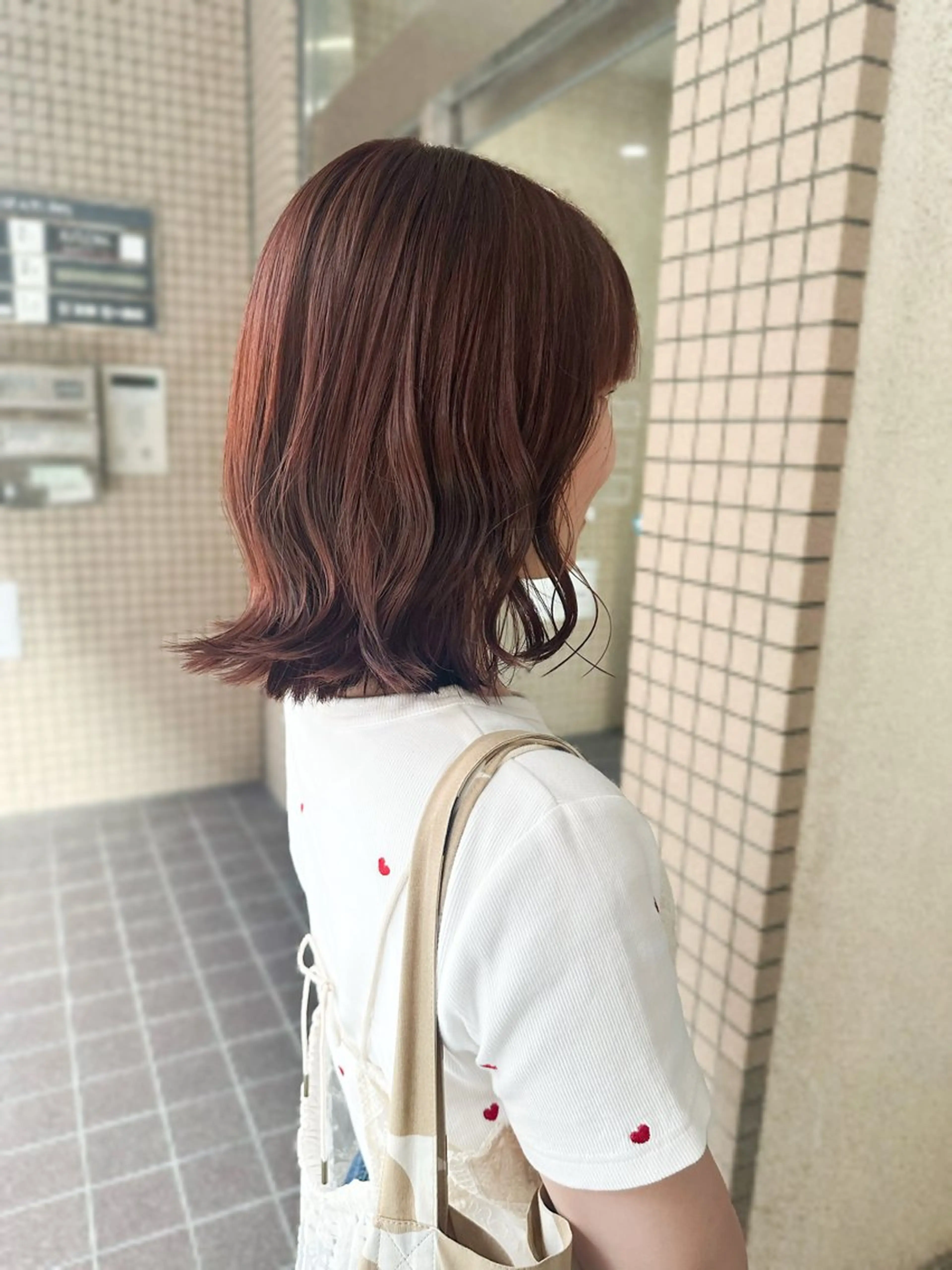 ミディアム カラー ブリーチ ブリーチなしカラー 🌼透明感艶カラー オリーブ🌼河村咲のヘアスタイル