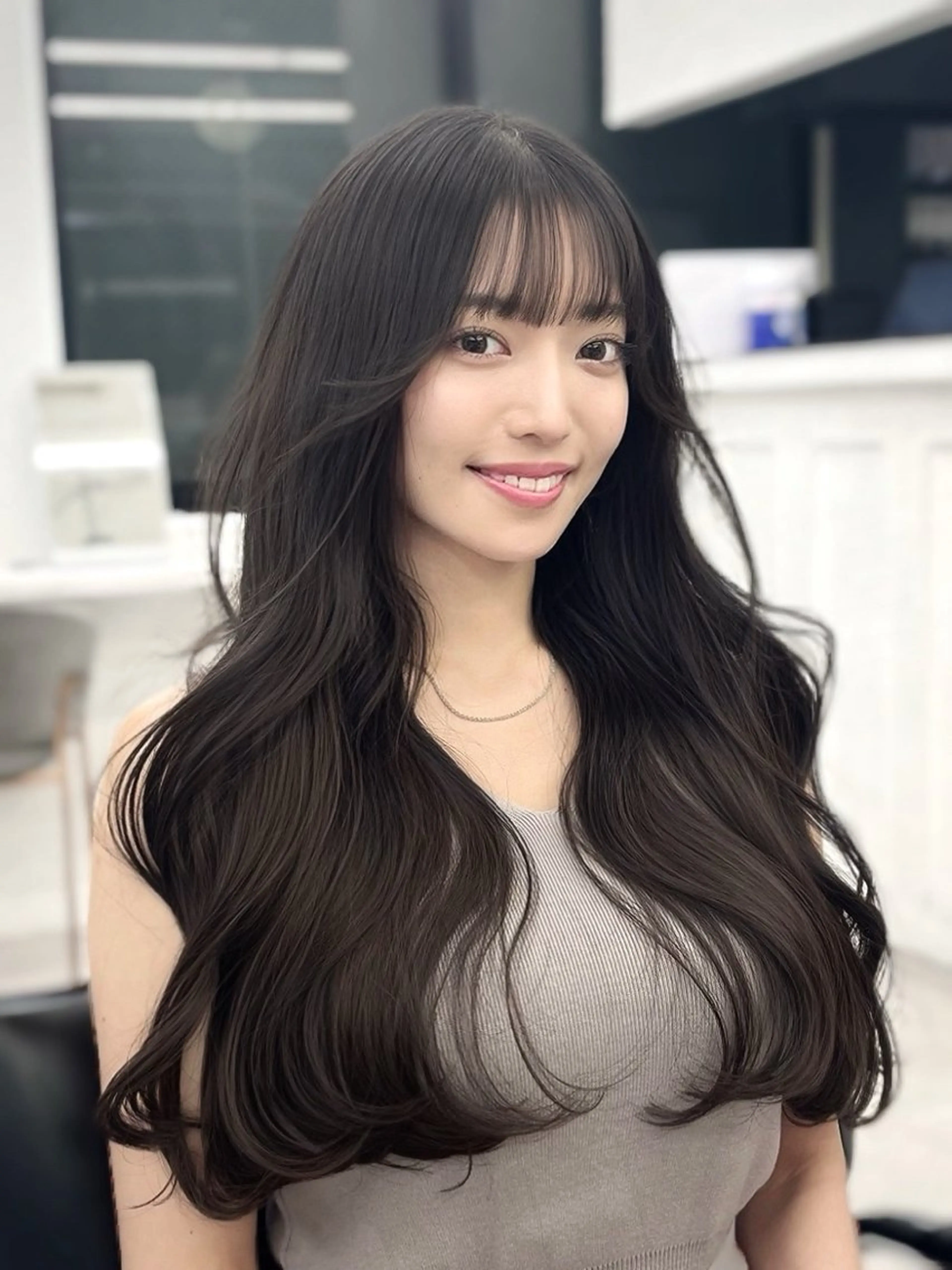 セミロング カラー パーマ ヘアアレンジ 韓国ヘア×顔まわり 🇰🇷和知拓郎のヘアスタイル