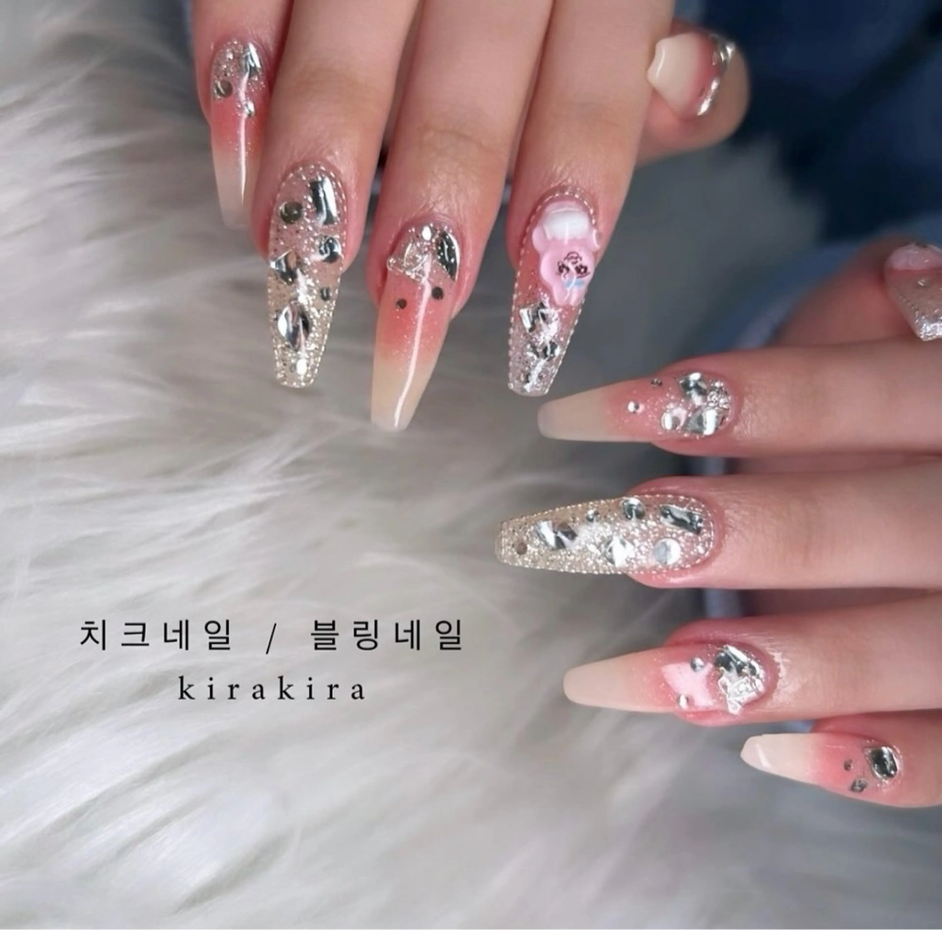 ハンドネイル / フリーデザインの写真