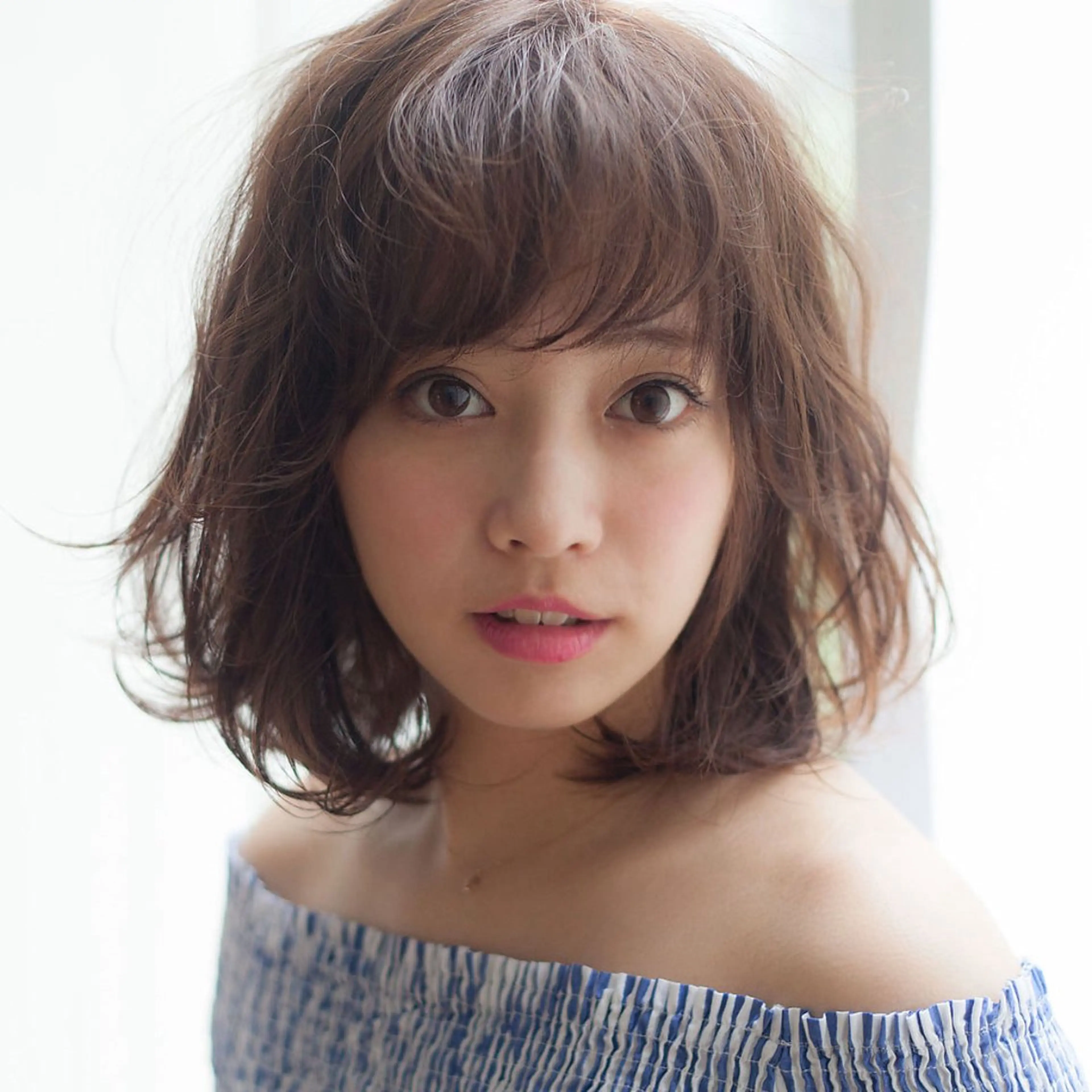 ショート カラー パーマ ヘアアレンジ 透明感カラー ボブ カット ヘアカラー トリートメント VIVIE【ヴィヴィ】所属・髪質改善/韓国風 レイヤー/田村祐樹のヘアスタイル
