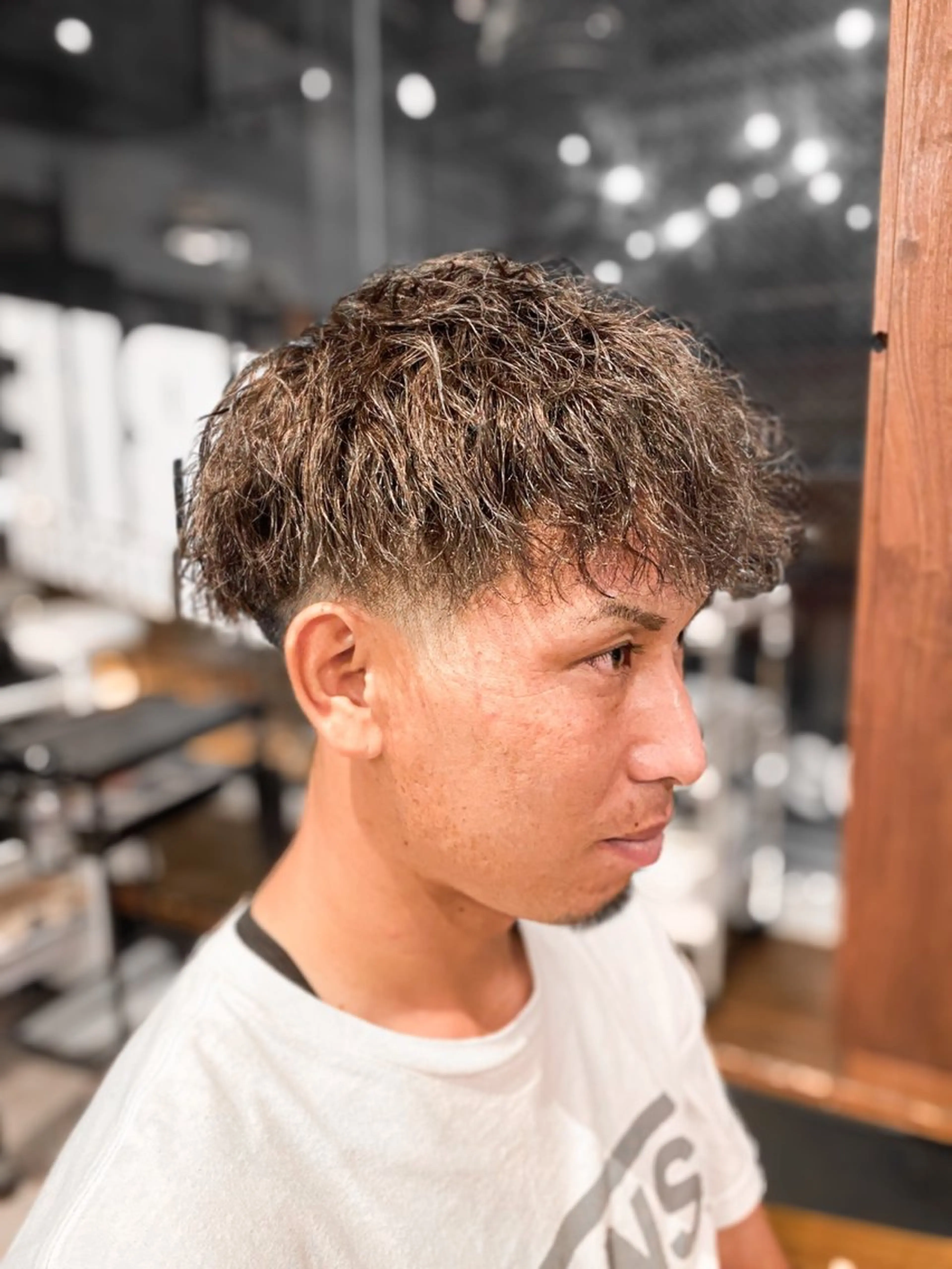 ミディアム パーマ メンズ ミディアムパーマ フェードカット マッシュ メンズパーマ スキンフェード カット パーマ IRIE HAIR DESIGN所属・IRIE⚡️メンズ/ パーマ⚡️北川聖也のヘアスタイル
