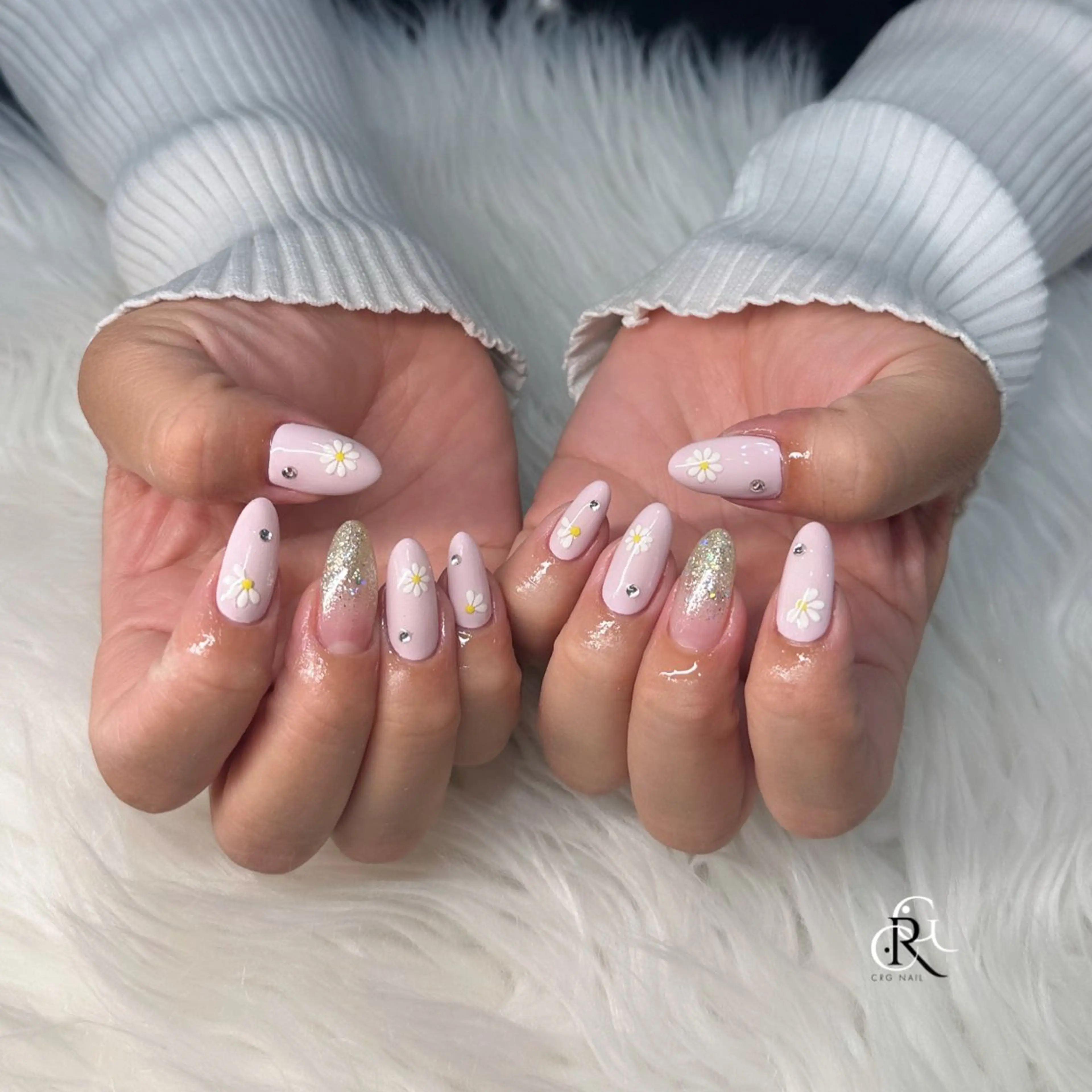 ネイル パステルネイル ピンク 春ネイル ハンドネイル 美フォルム✨ CRG　RURIのネイルデザイン