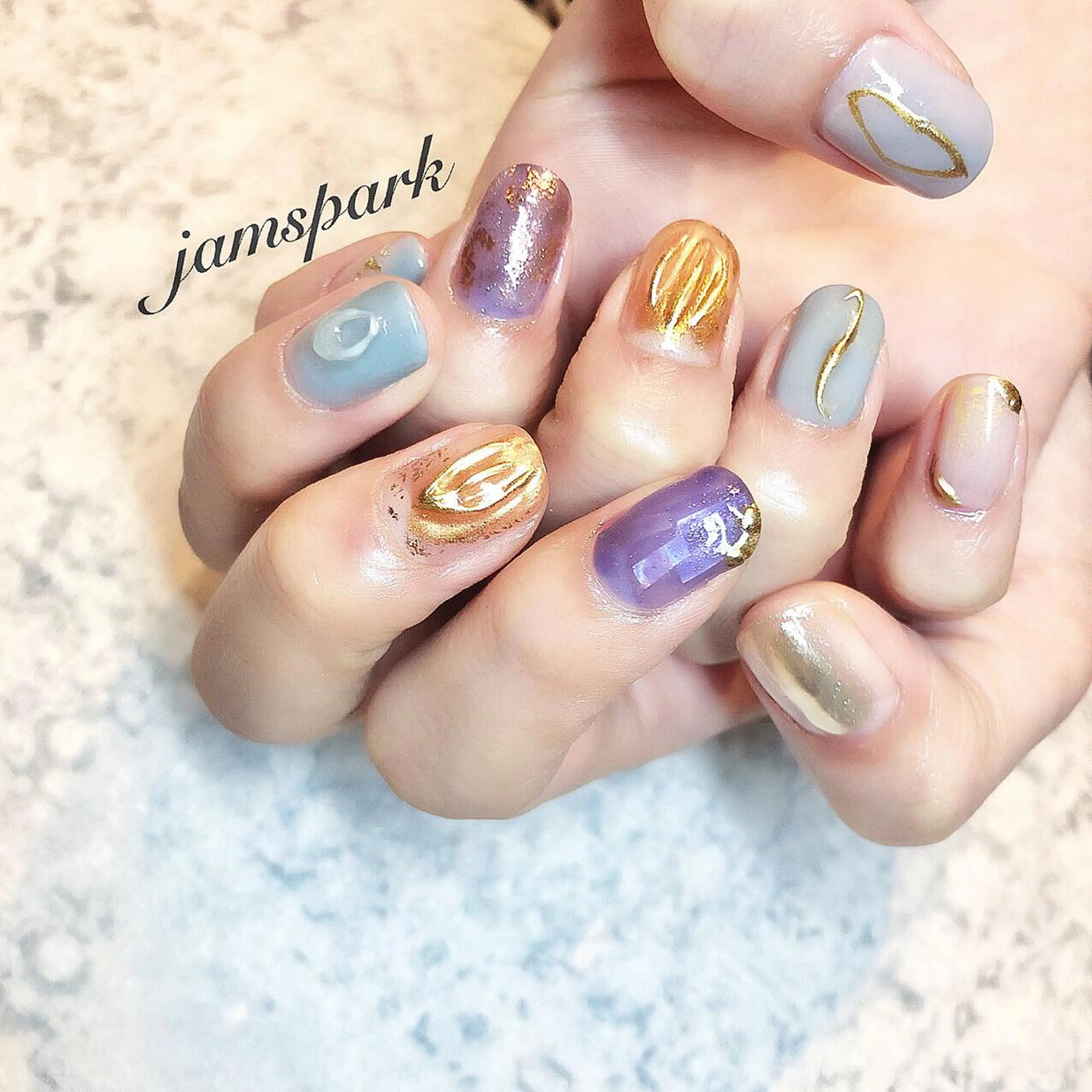 ネイル ミラーネイル ニュアンスネイル パープル 赤色 ハンドネイル jamspark ✨のネイルデザイン