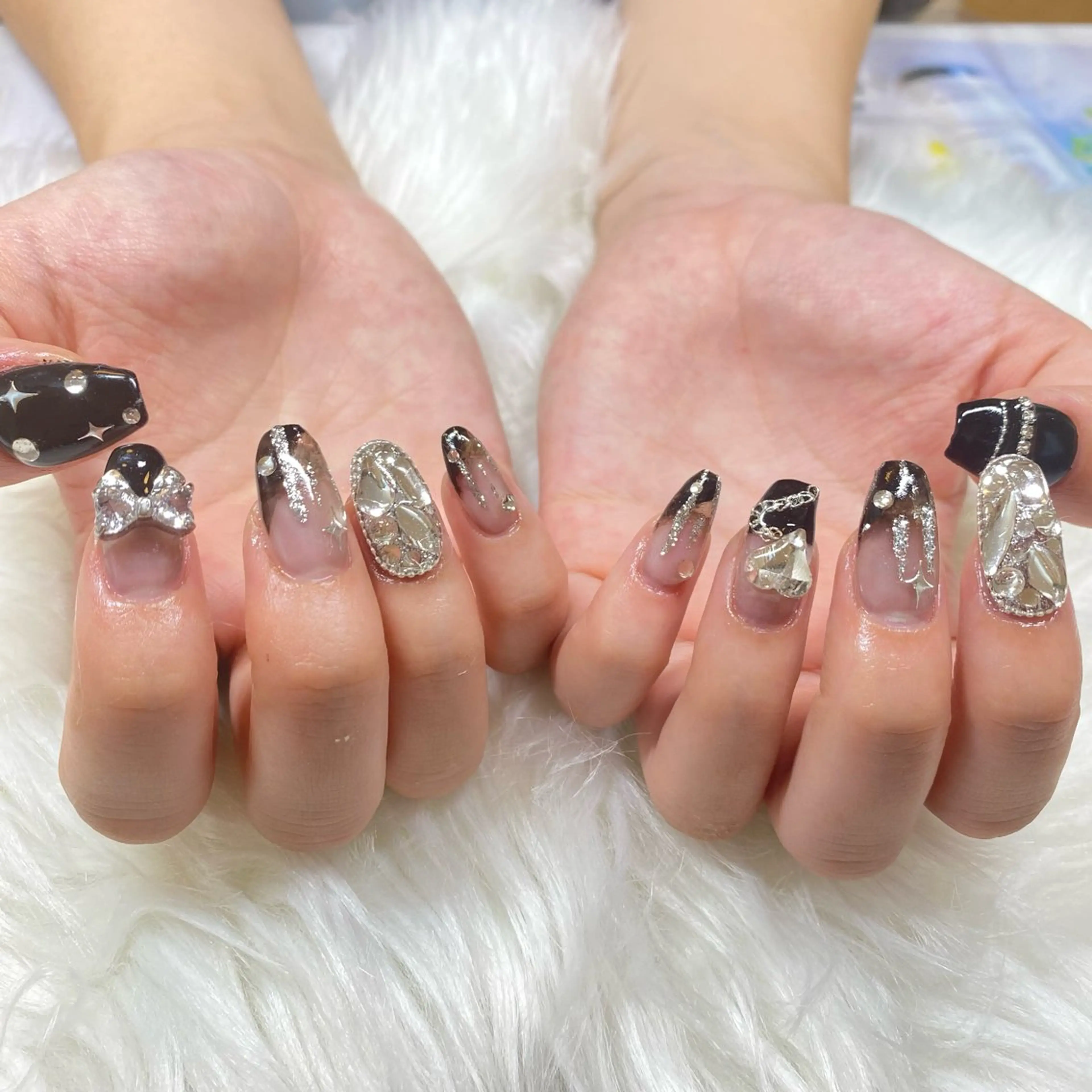 ネイル Queen ネイル&アイラッシュ所属・Queen ネイル&アイラッシュのマツエク・マツパデザイン