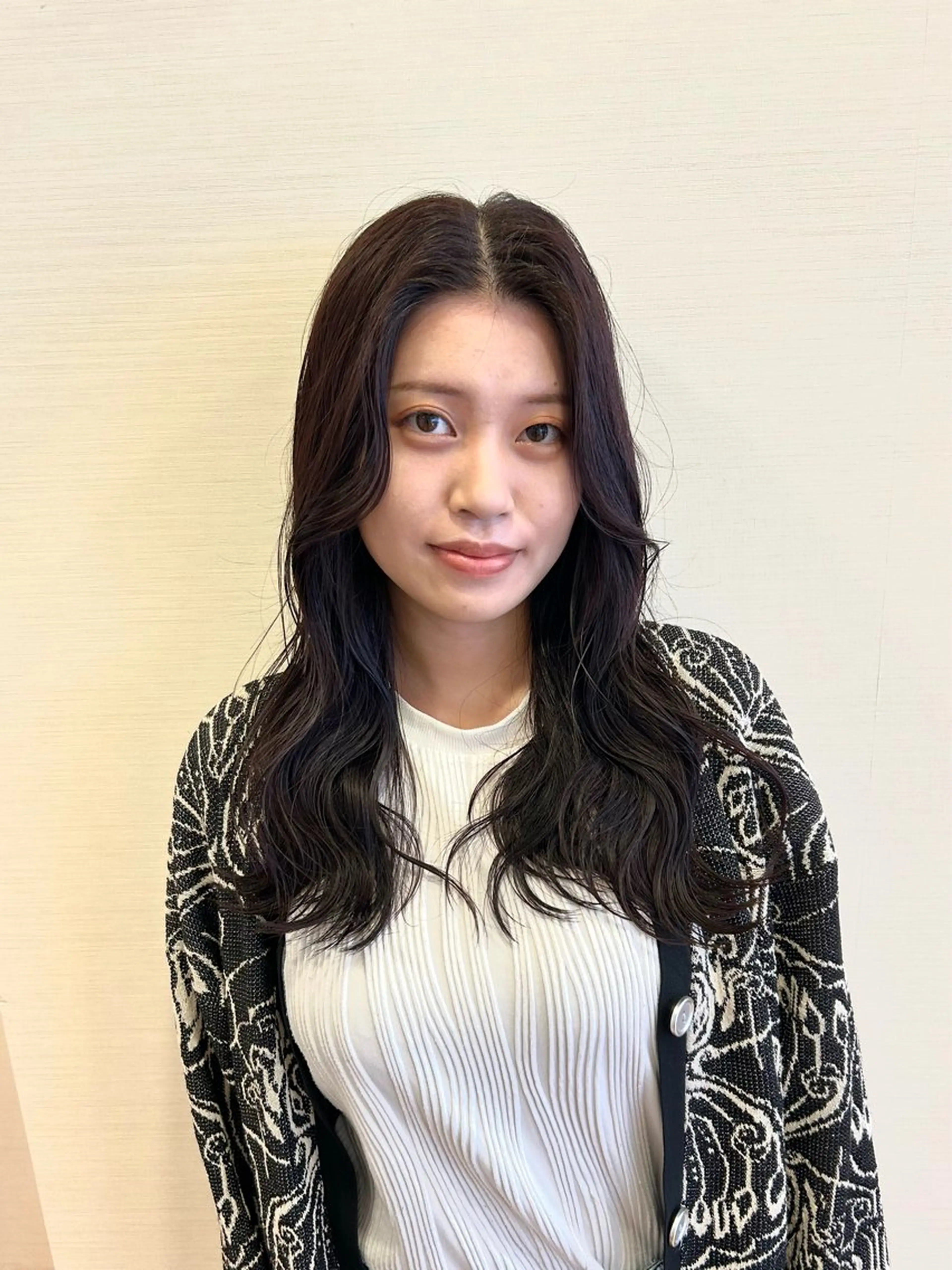 セミロング カラー カット ヘアカラー ミ ユのヘアスタイル