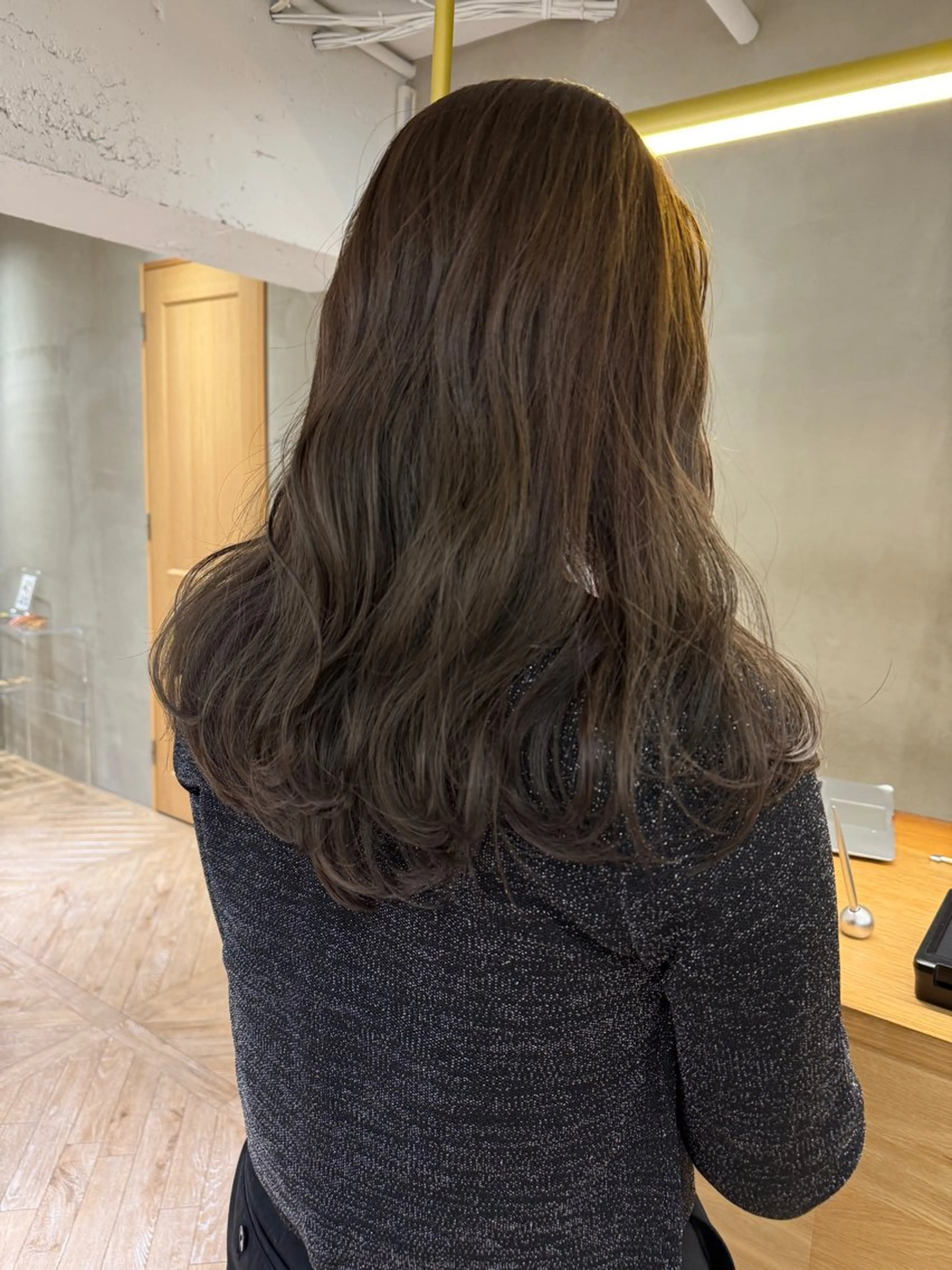 ロング 🤍LOREN エリコ🌈のヘアスタイル