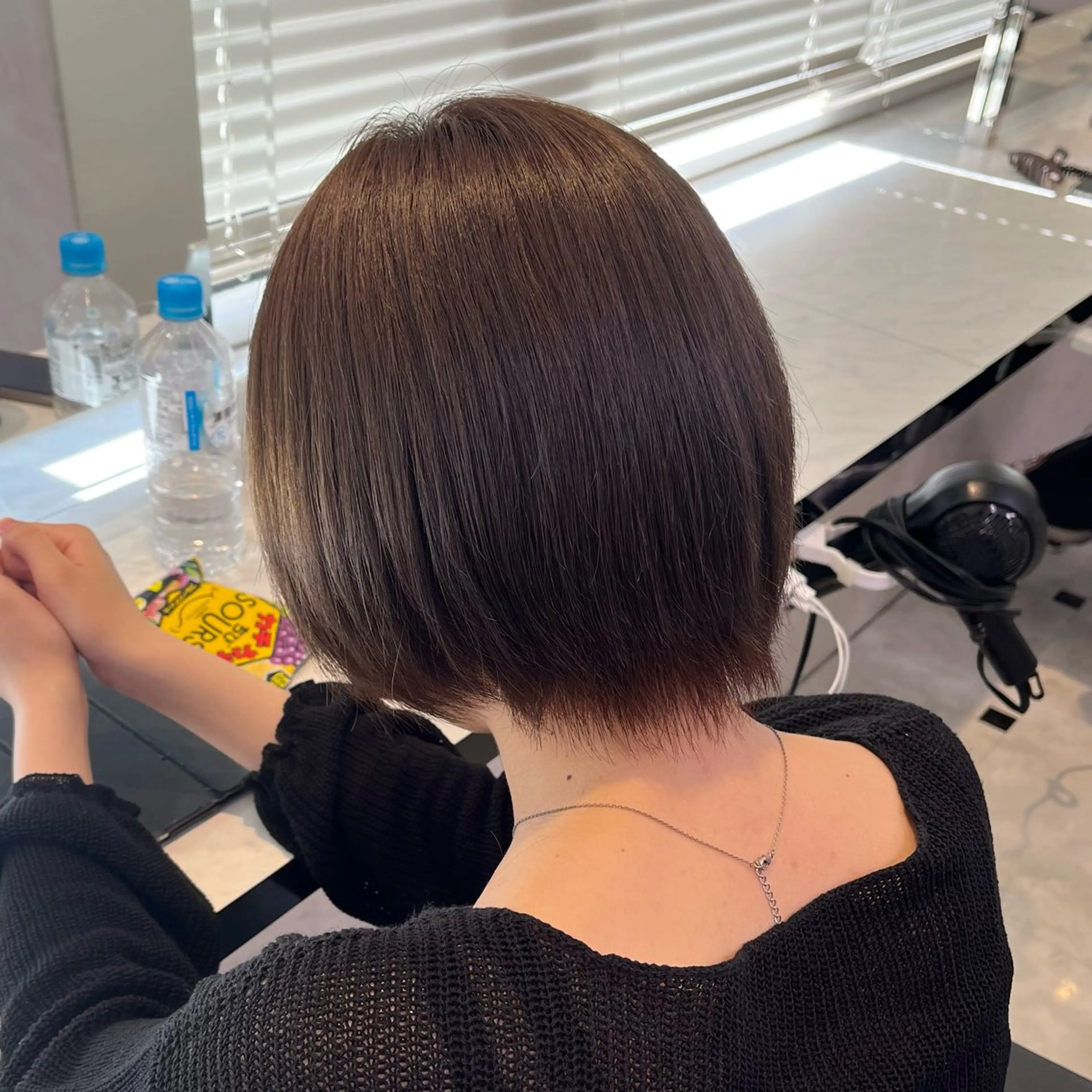 セミロング カラー ヘアアレンジ 🍒透明感カラー🌨 🥕ハイトーンカラーのヘアスタイル