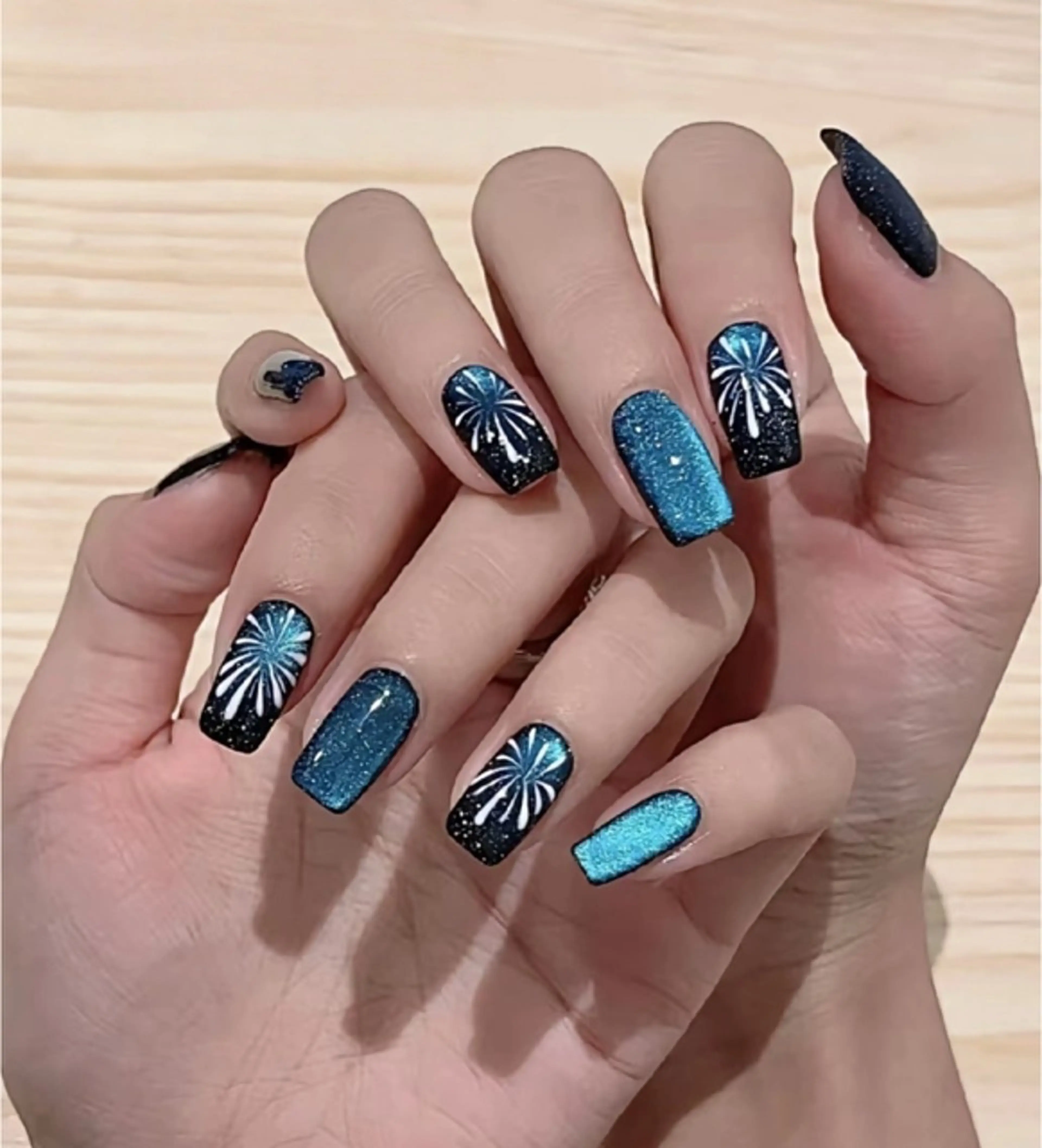 ネイル ハンドネイル パラジェル＆フィルイン取り扱いサロンSol Nail所属・Sol Nail ミネのネイルデザイン