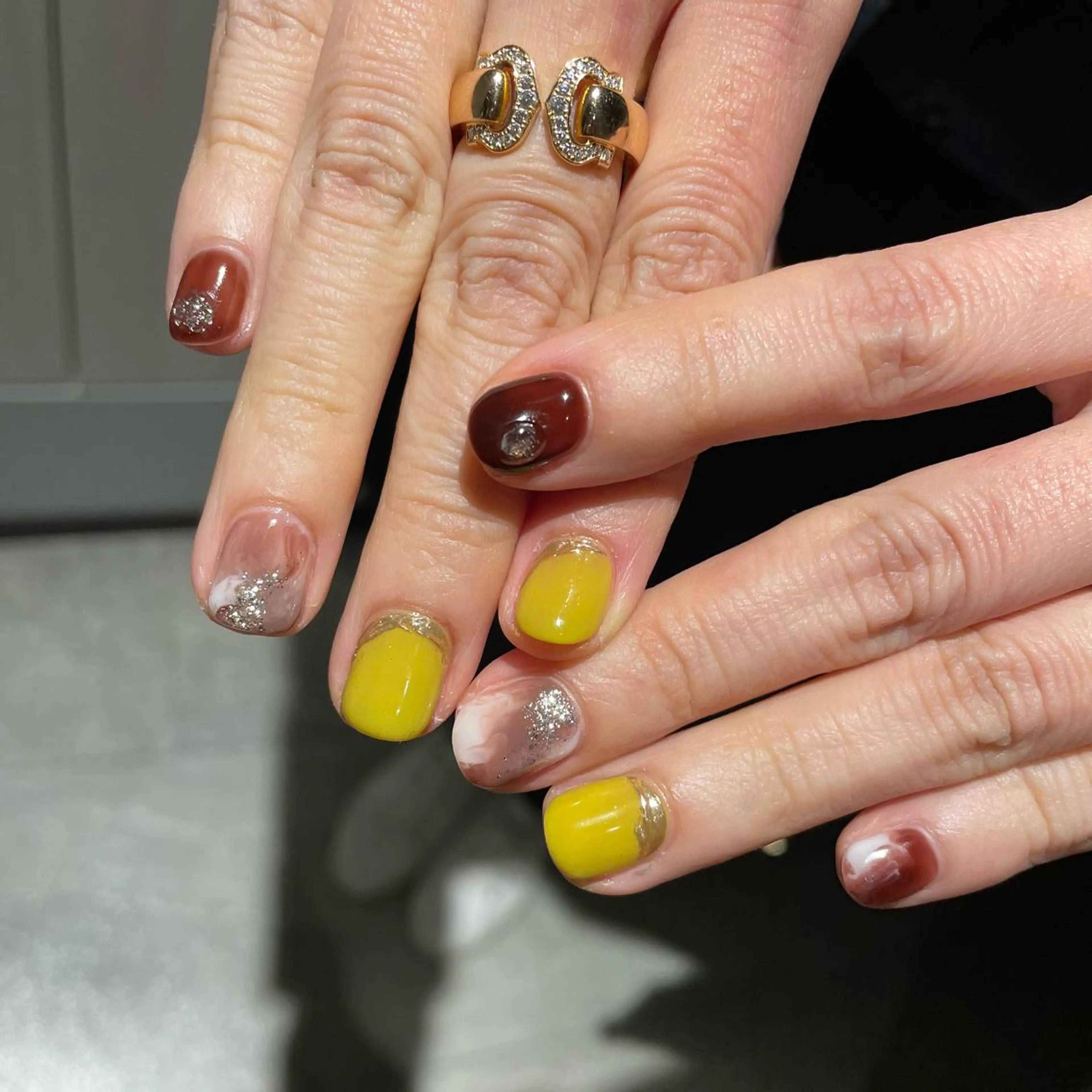 ネイル ハンドネイル ハンドケア Ami 🦥のネイルデザイン
