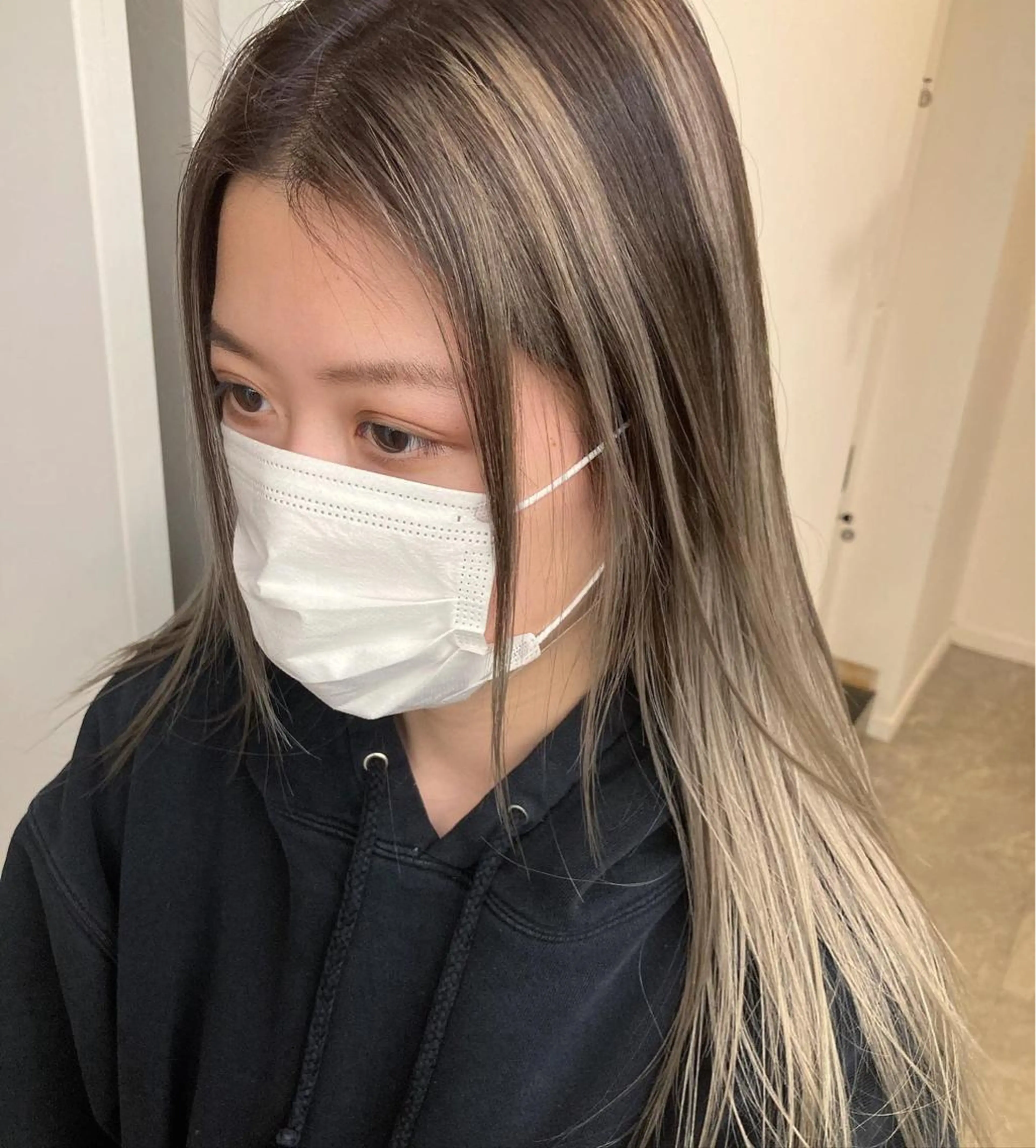 セミロング カラー ポミエ恵比寿所属・🤎口コミ5.0 カラー好評🤎KENのヘアスタイル