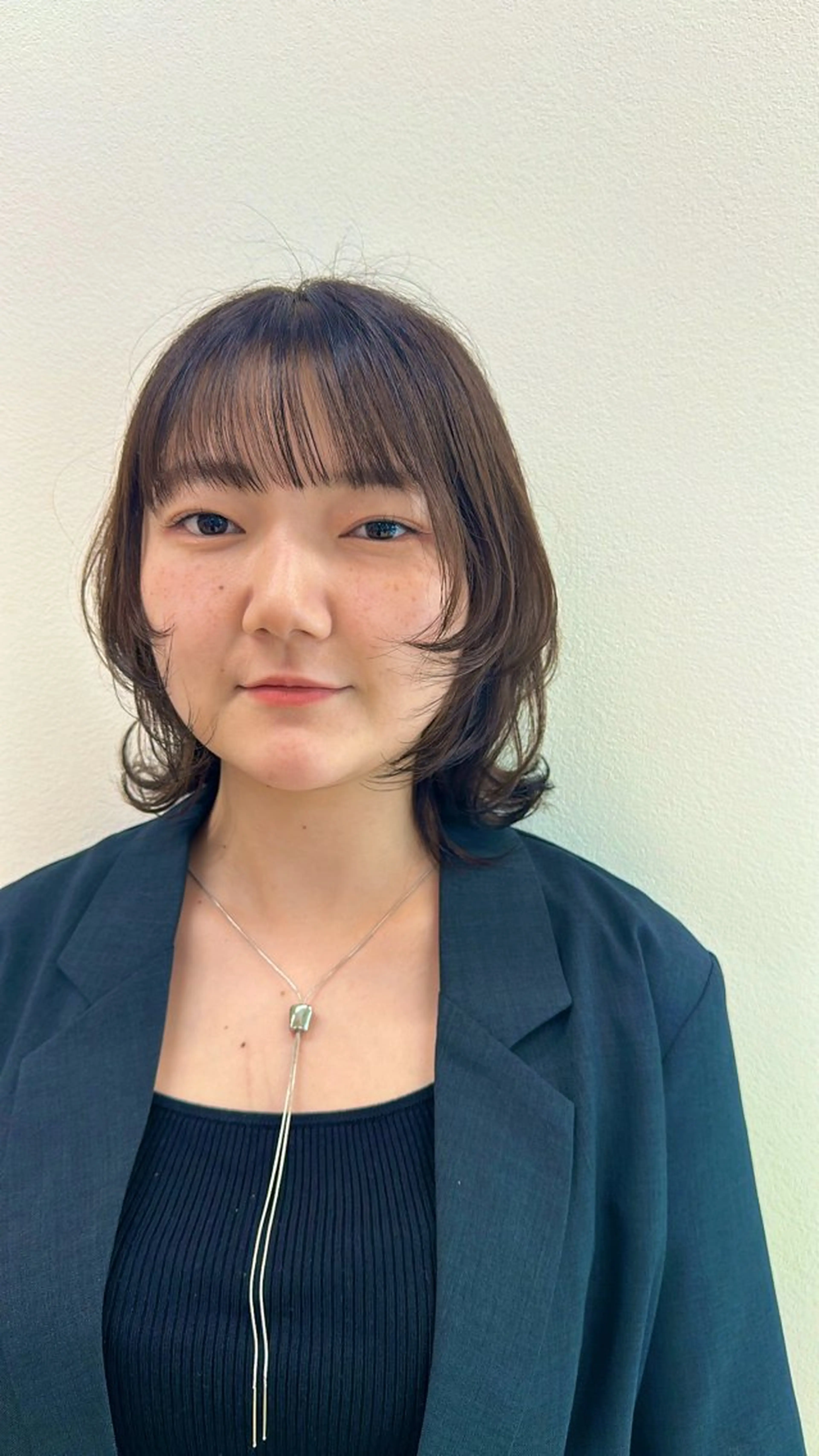 ミディアム ボブ くびれヘア ハイライト 髪質改善 韓国風ヘア カット ヘアカラー トリートメント 韓国/ヘアアレンジ/ 髪質改善/夏美のヘアスタイル