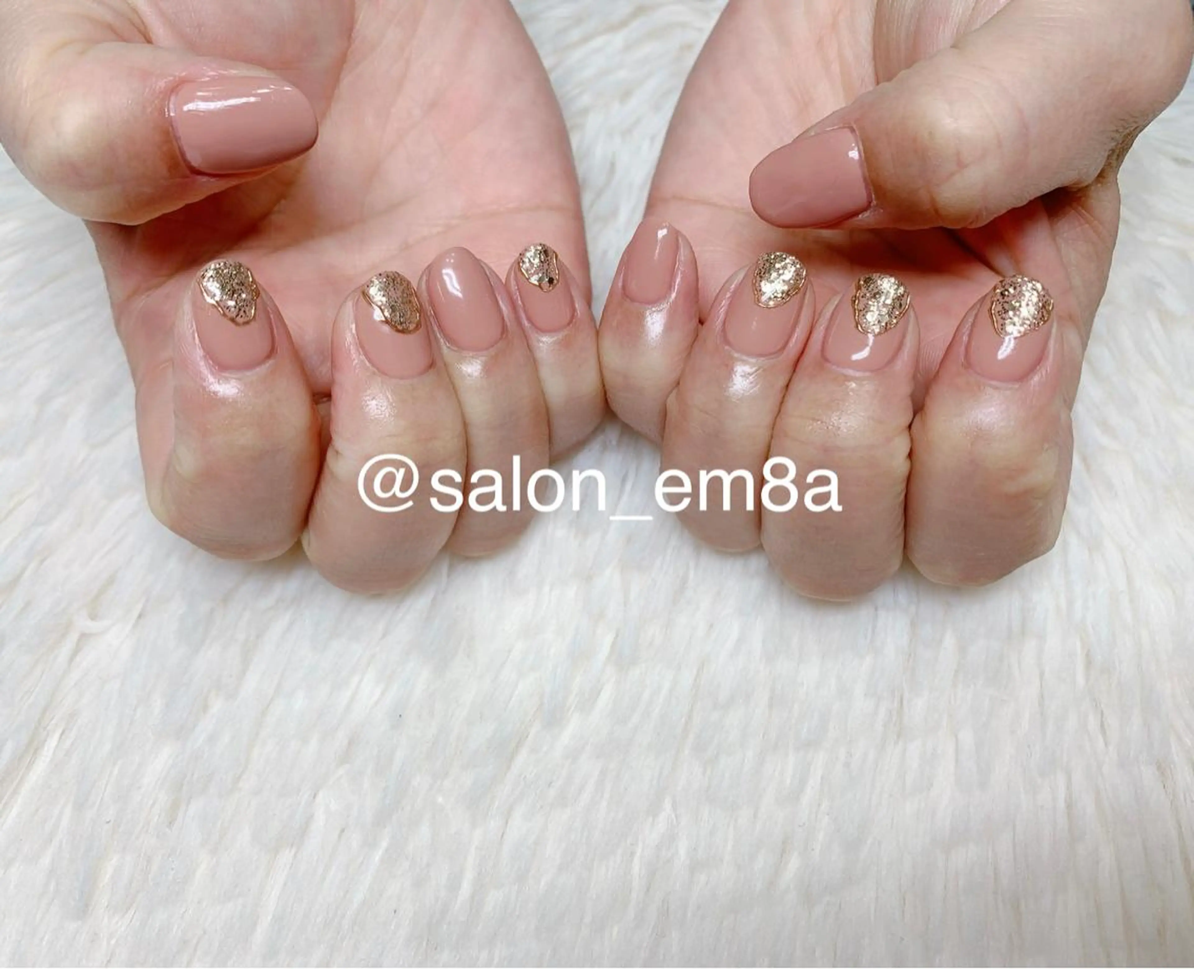 ネイル ジェルネイル ミラーネイル オフィスネイル ハンドネイル salon EM&A emiのネイルデザイン