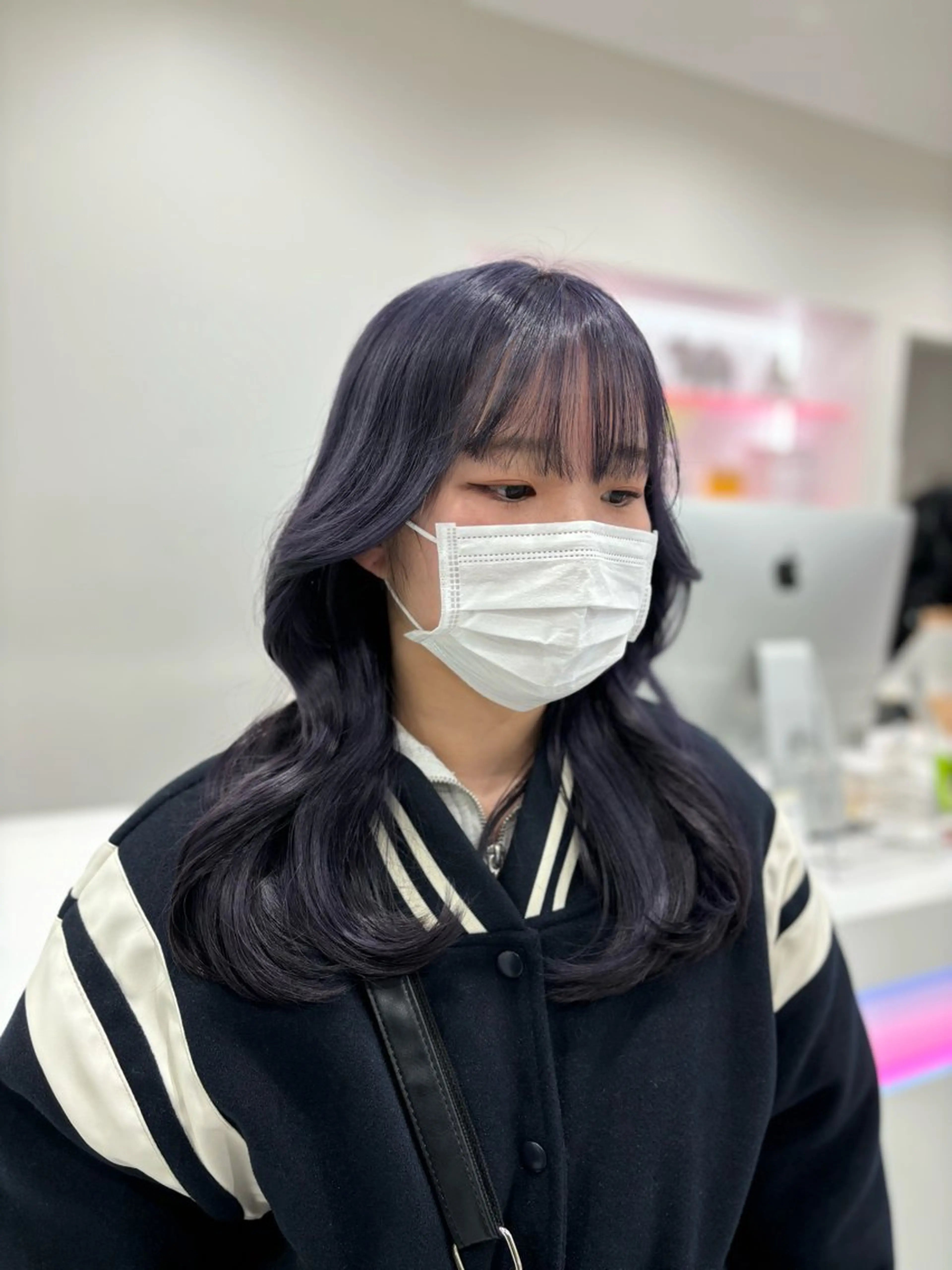 セミロング カラー ヘアカラー トリートメント 🧸韓国風艶髪/ 透明感抜群カラー🧸のヘアスタイル