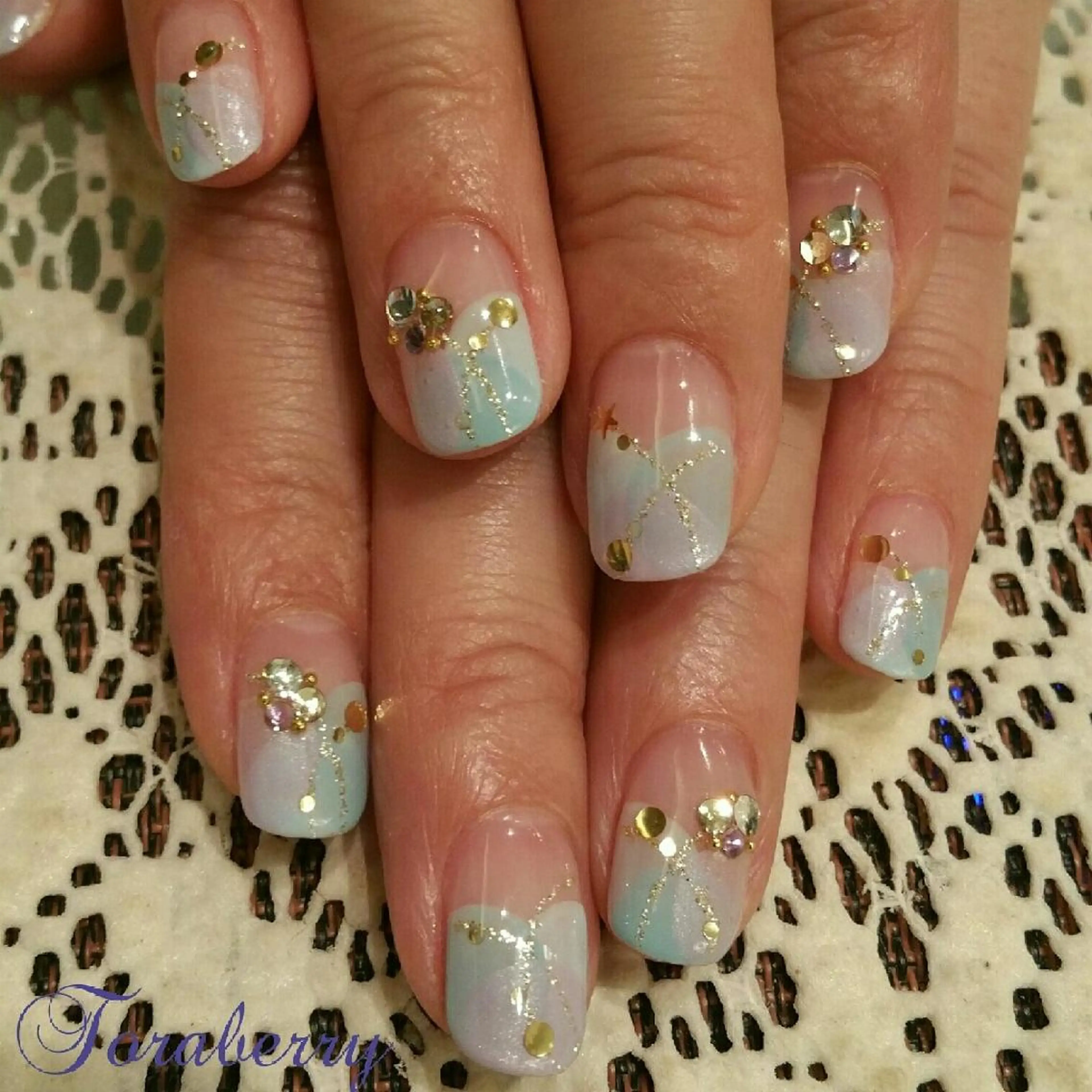 ネイル フレンチネイル ハンドネイル ネイリスト なつみのネイルデザイン