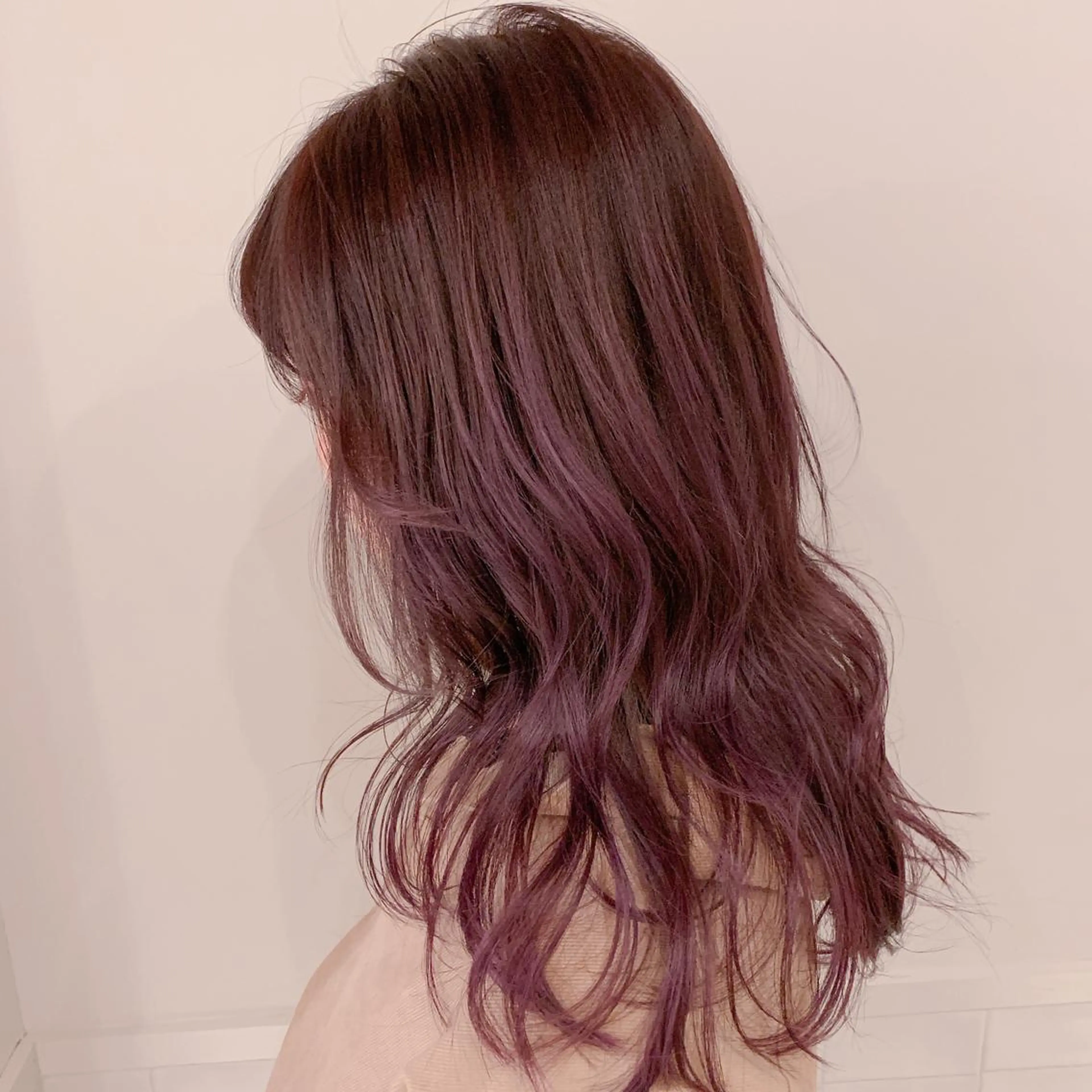 ミディアム 切りっぱなしボブ ソノキユウカのヘアスタイル