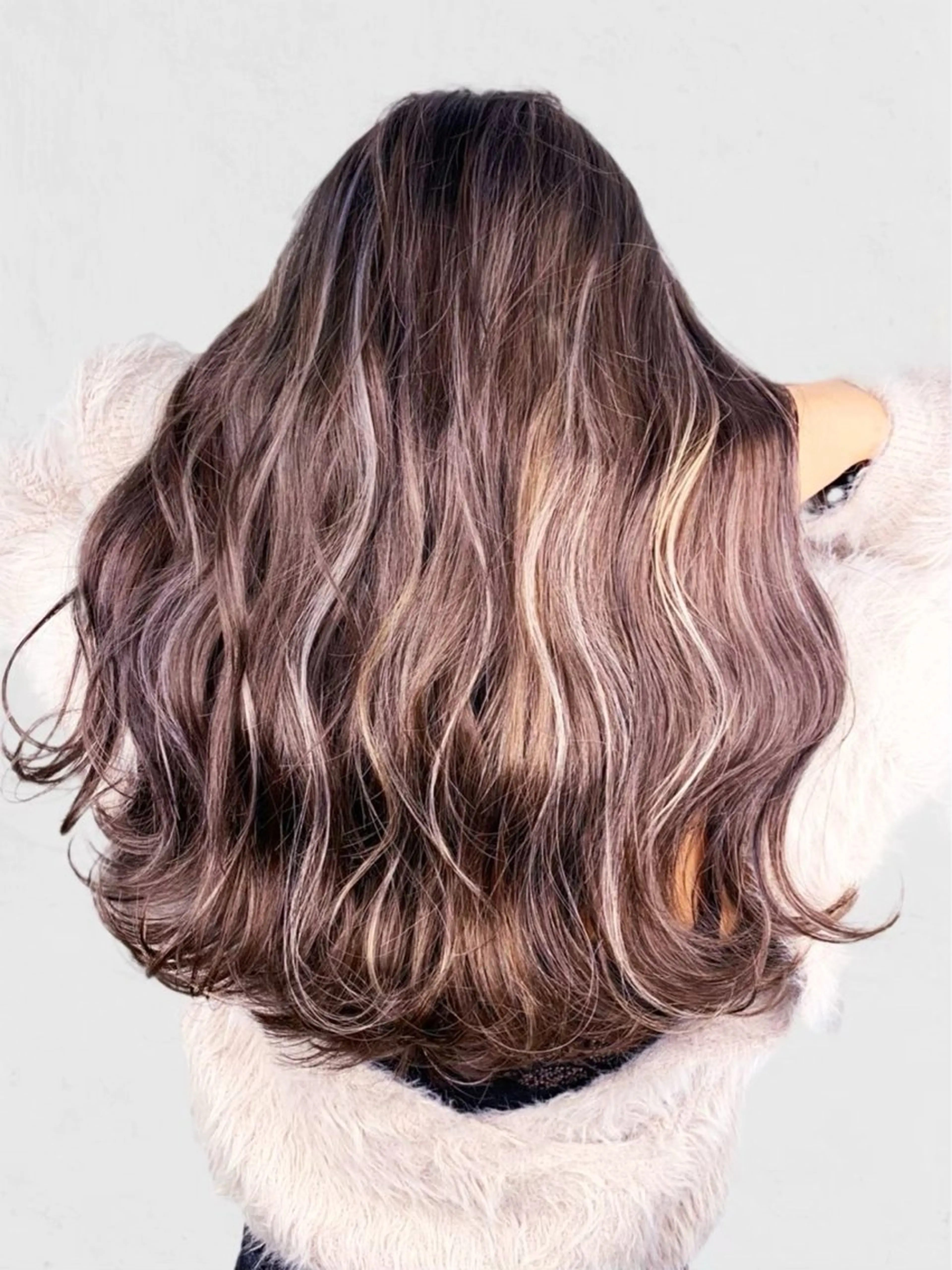 ロング ヘアカラー 🫧髪質改善• 艶カラー持田樹🫧のヘアスタイル