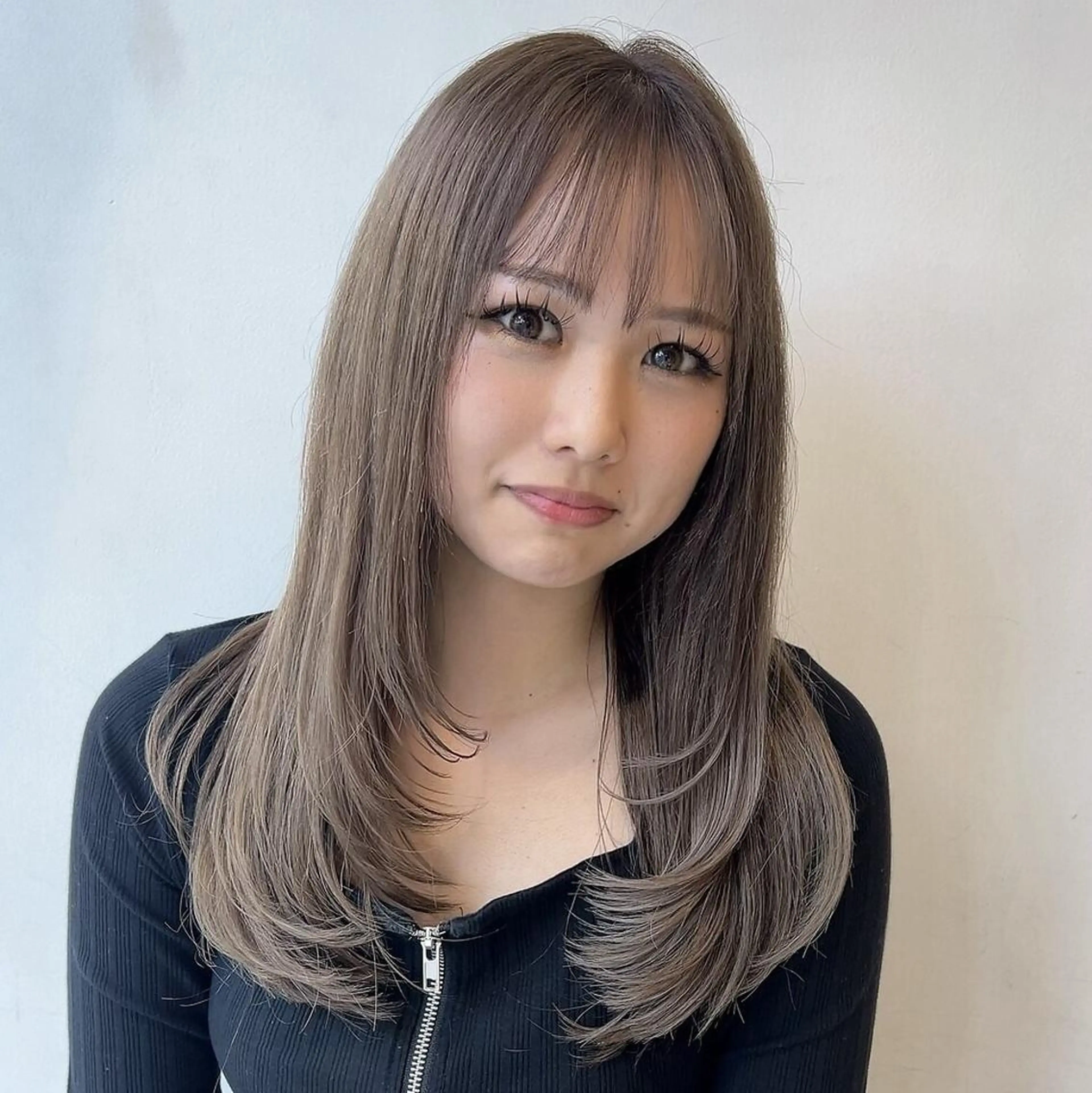 セミロング モデル募集/カレン /レイヤーパーマのヘアスタイル
