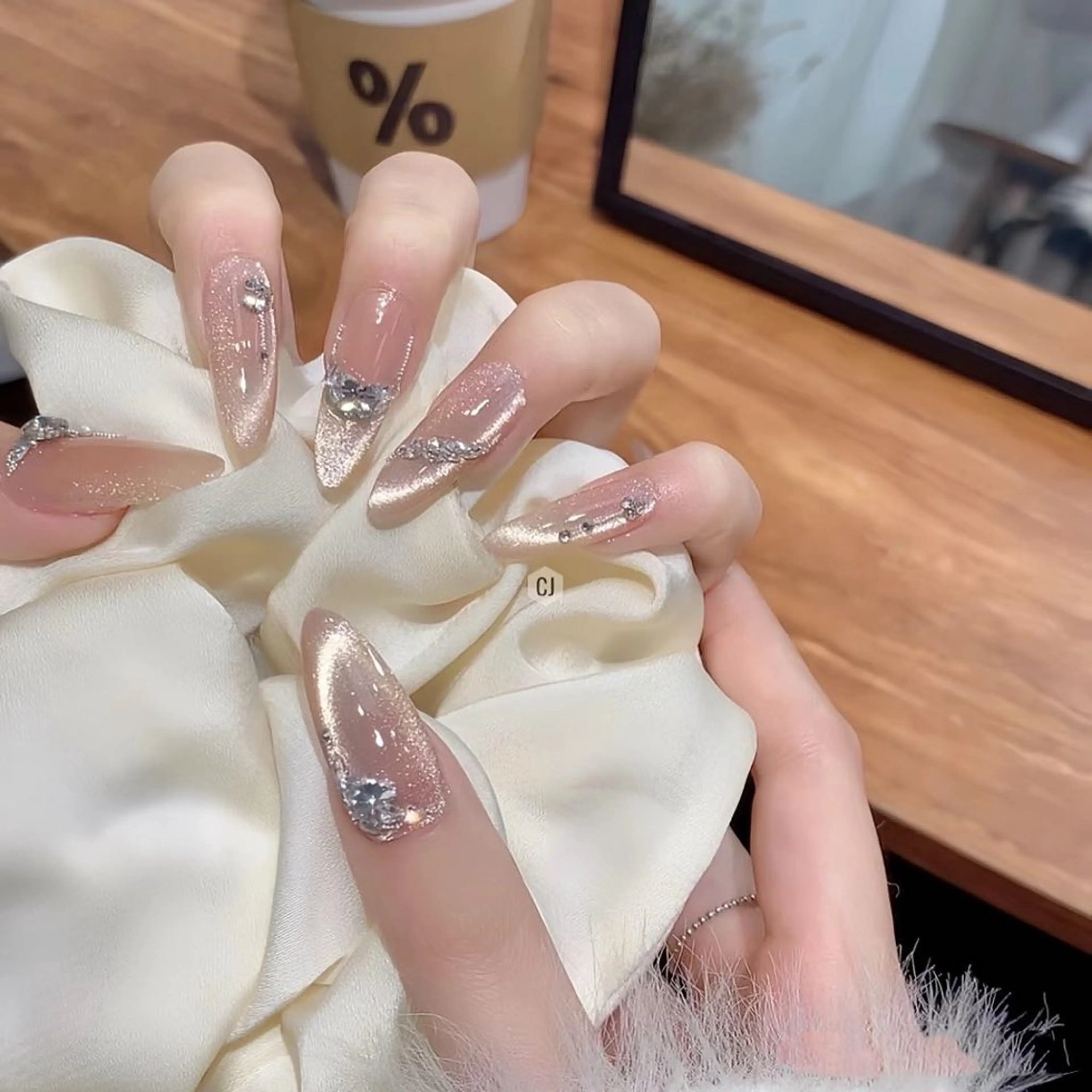 ネイル ハンドネイル RiNo Nail Salon所属・RinO Nail 大阪のネイルデザイン