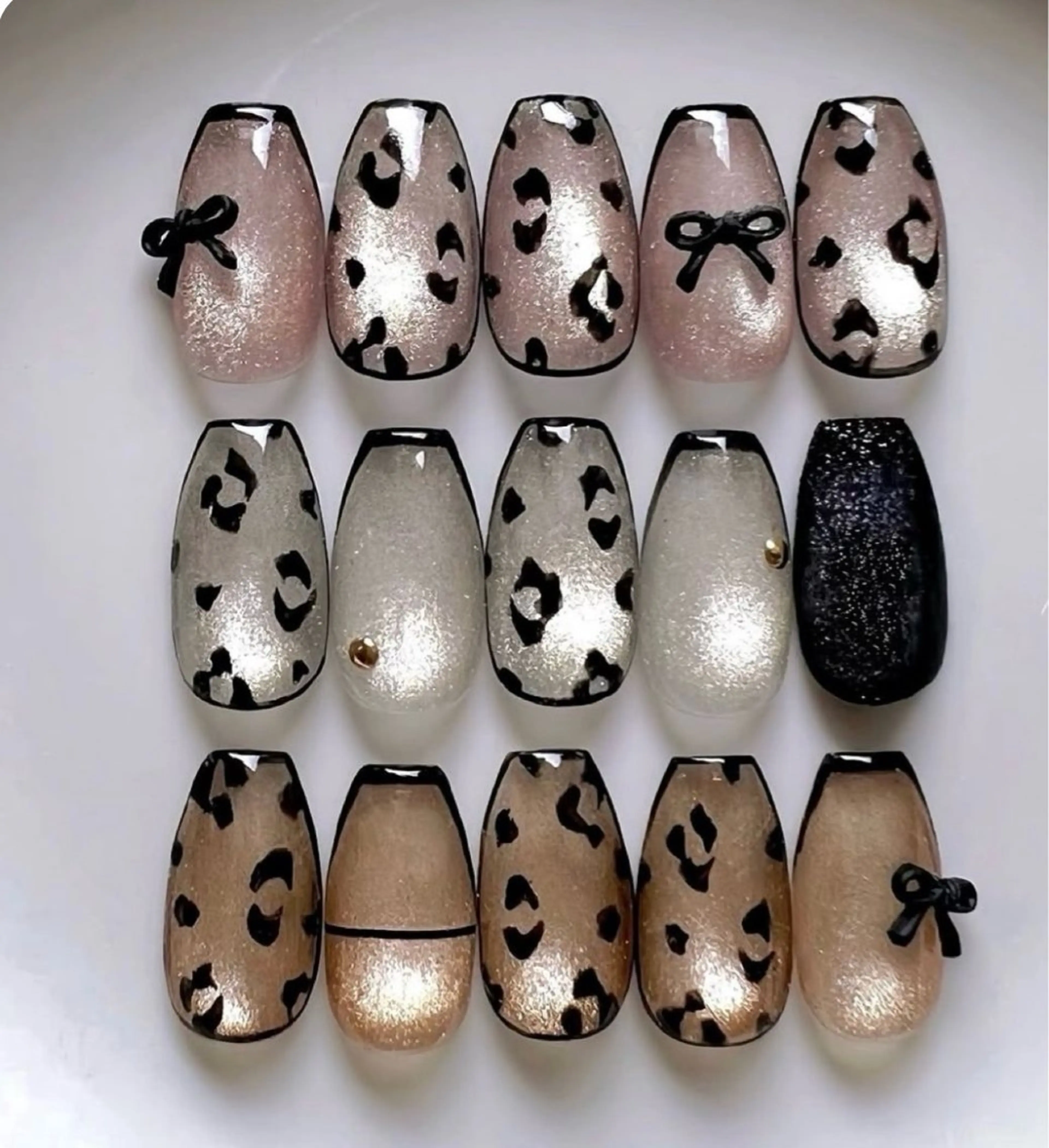 ネイル チークネイル フットネイル グラデーション 韓国ネイル 持ち込み ハンドネイル フットネイル ハンドケア YURI Nail Narita所属・YURI Nail NARITAのネイルデザイン