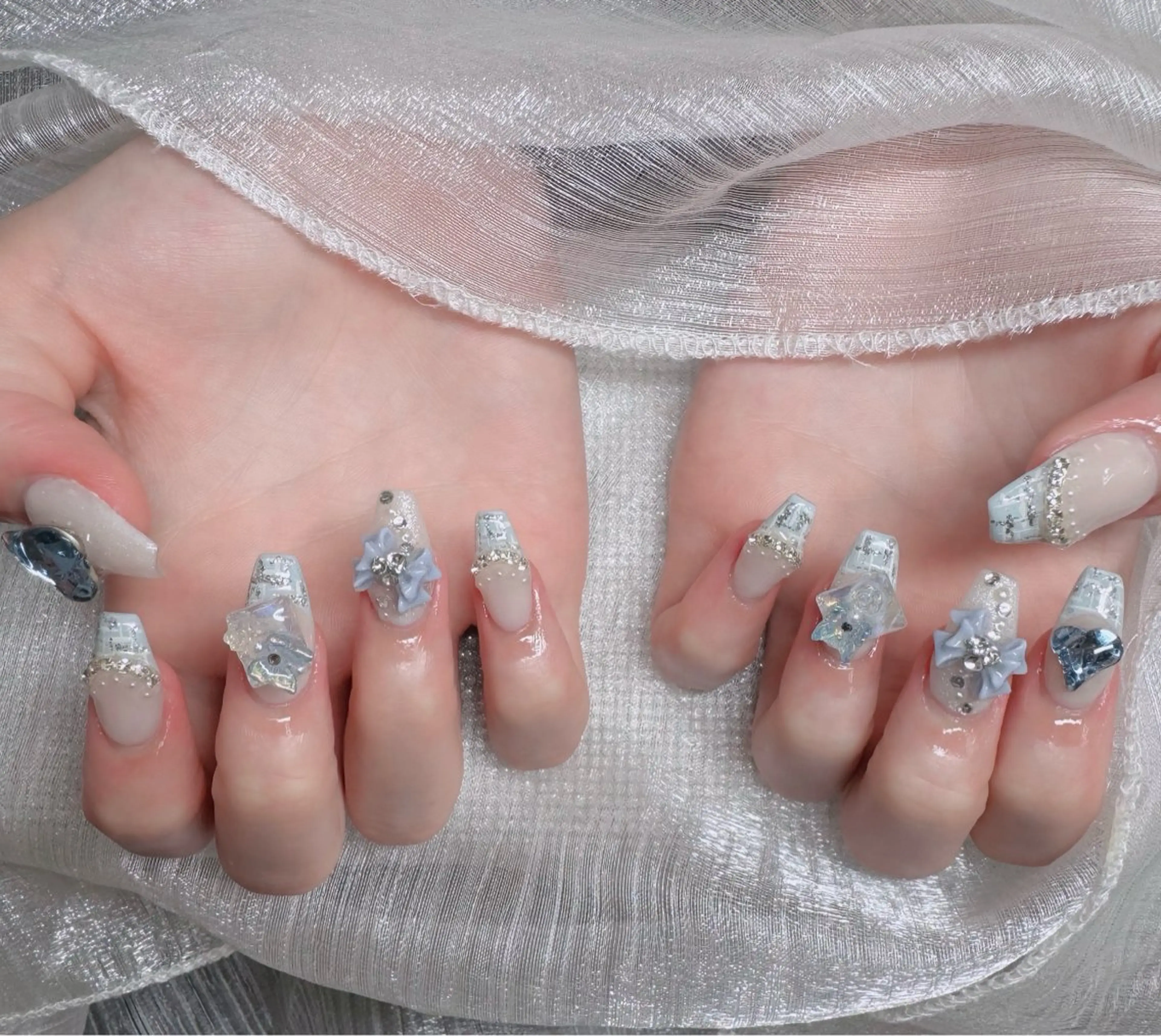 ネイル フレンチネイル ジェルネイル ガラスフレンチ ハロウィン ハート H.baby nail所属・H.baby Nail Salonのネイルデザイン
