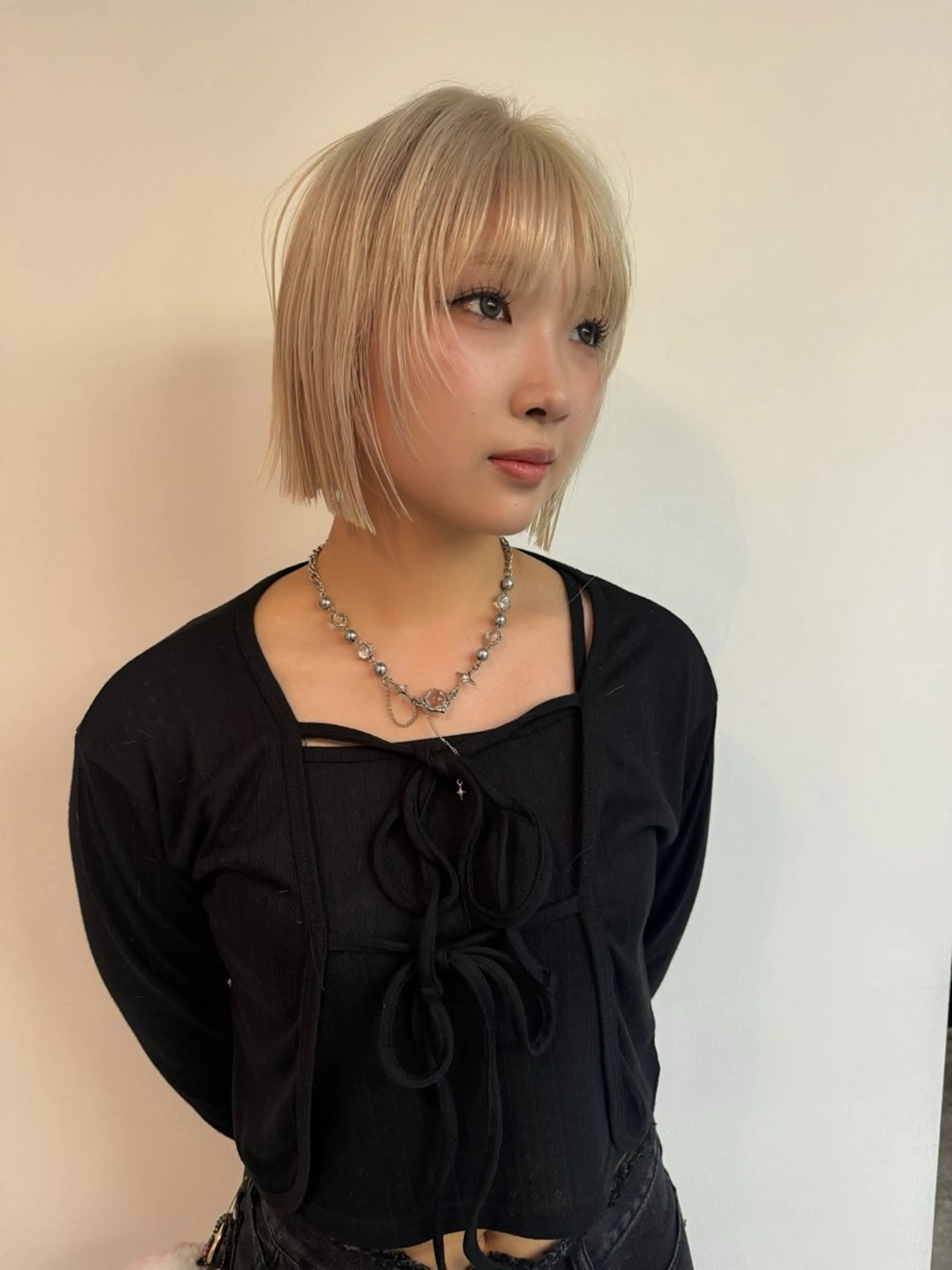 ショート カット ヘアカラー トリートメント ルース立川所属・udaハイトーン /ボブ/レイヤーのヘアスタイル