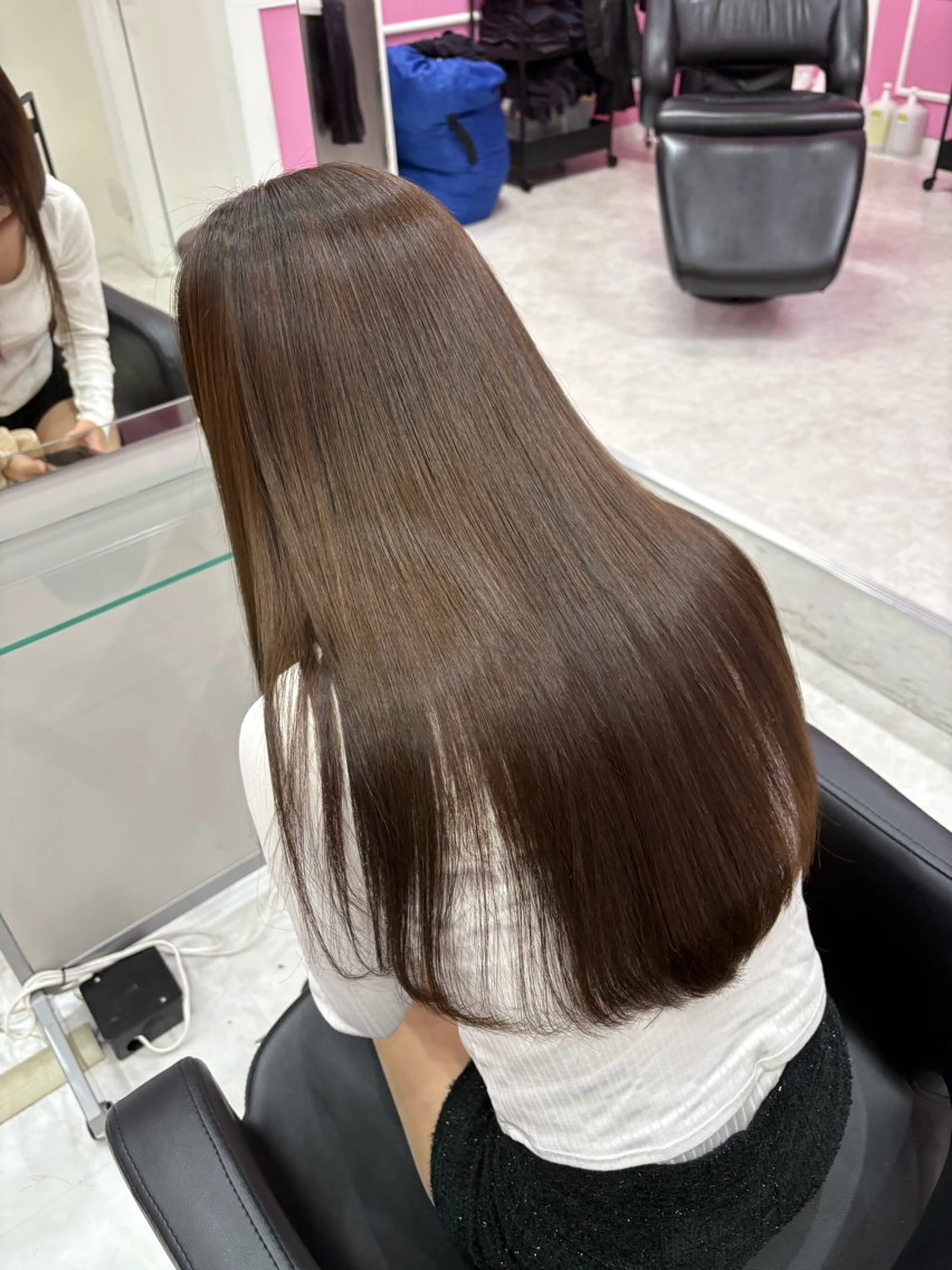 ロング ブリーチ⏳艶カラー Natsukiのヘアスタイル