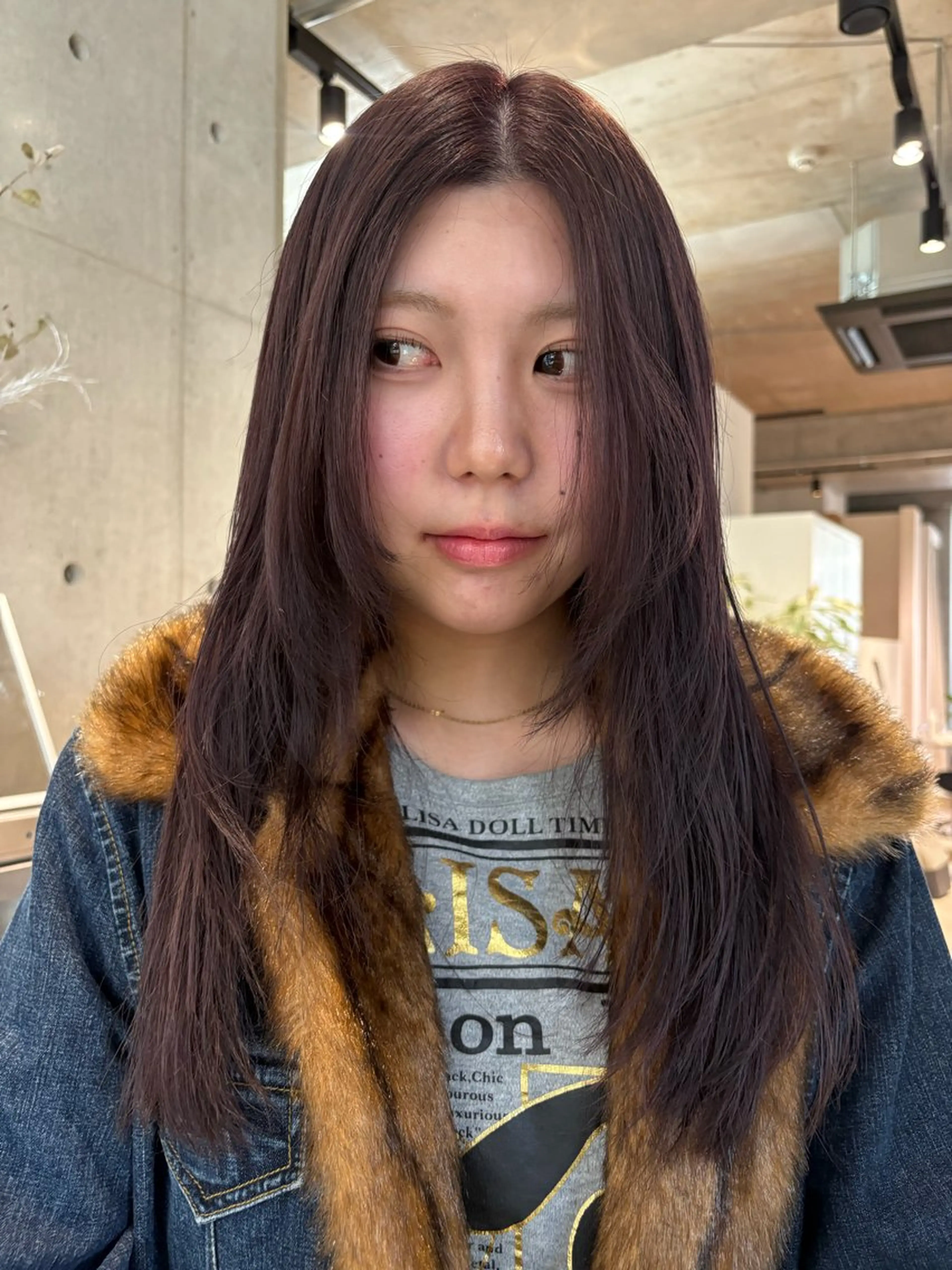 セミロング sliver renのヘアスタイル