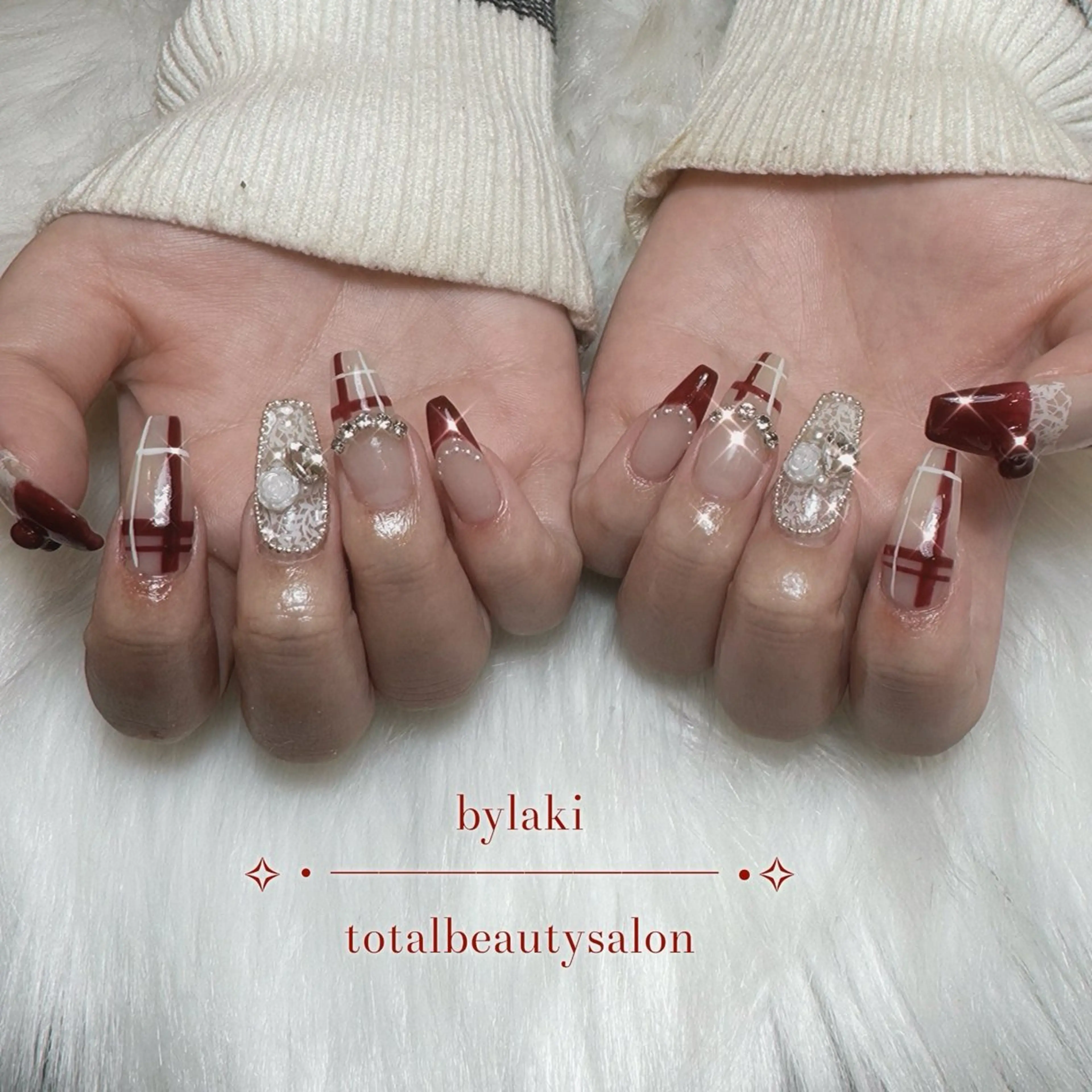 ネイル ワンホンネイル ハンドネイル bylaki🌈 RENAのネイルデザイン