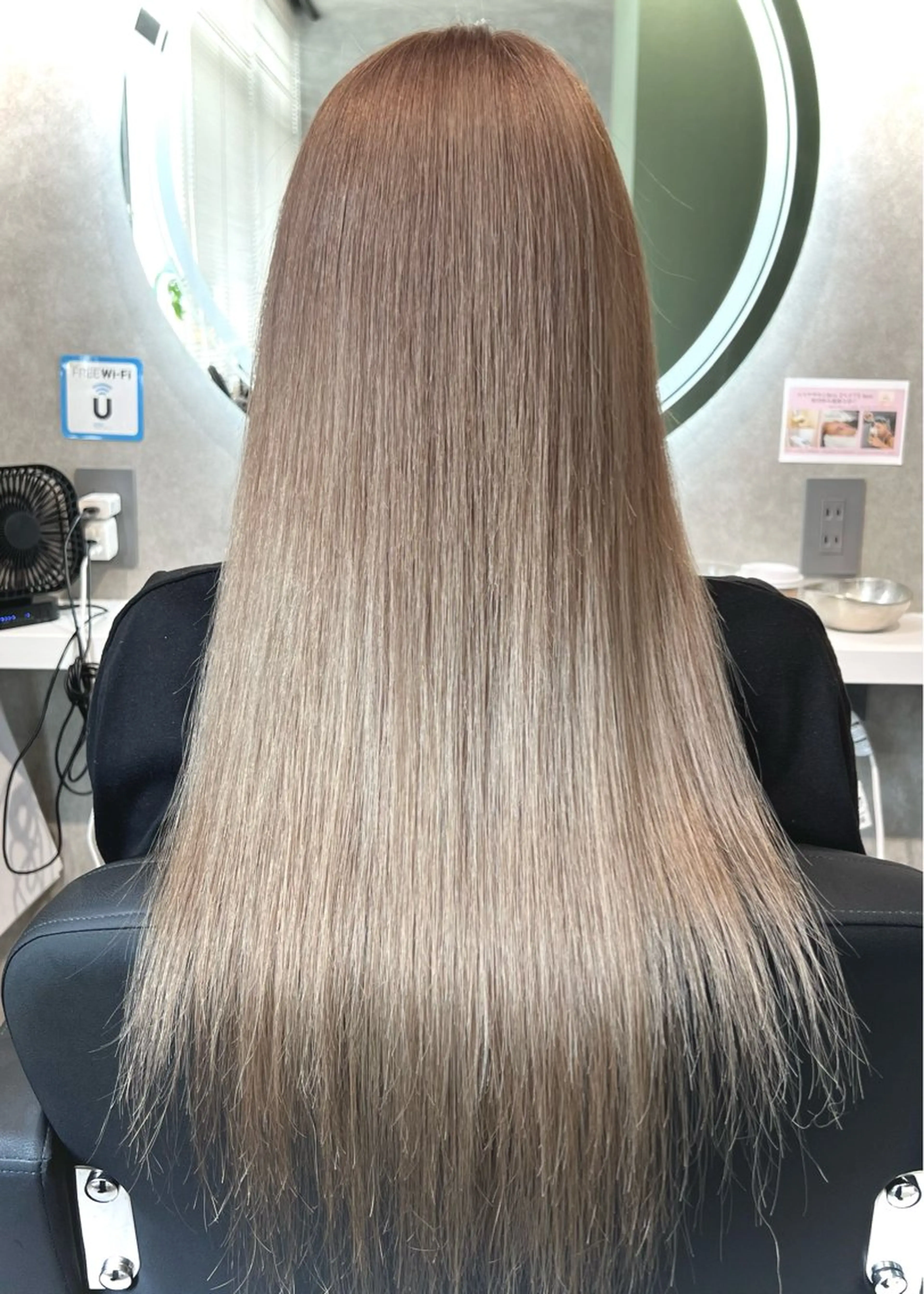 🔹美髪整形トリートメント＋髪質改善カラー＋カット¥8900の写真