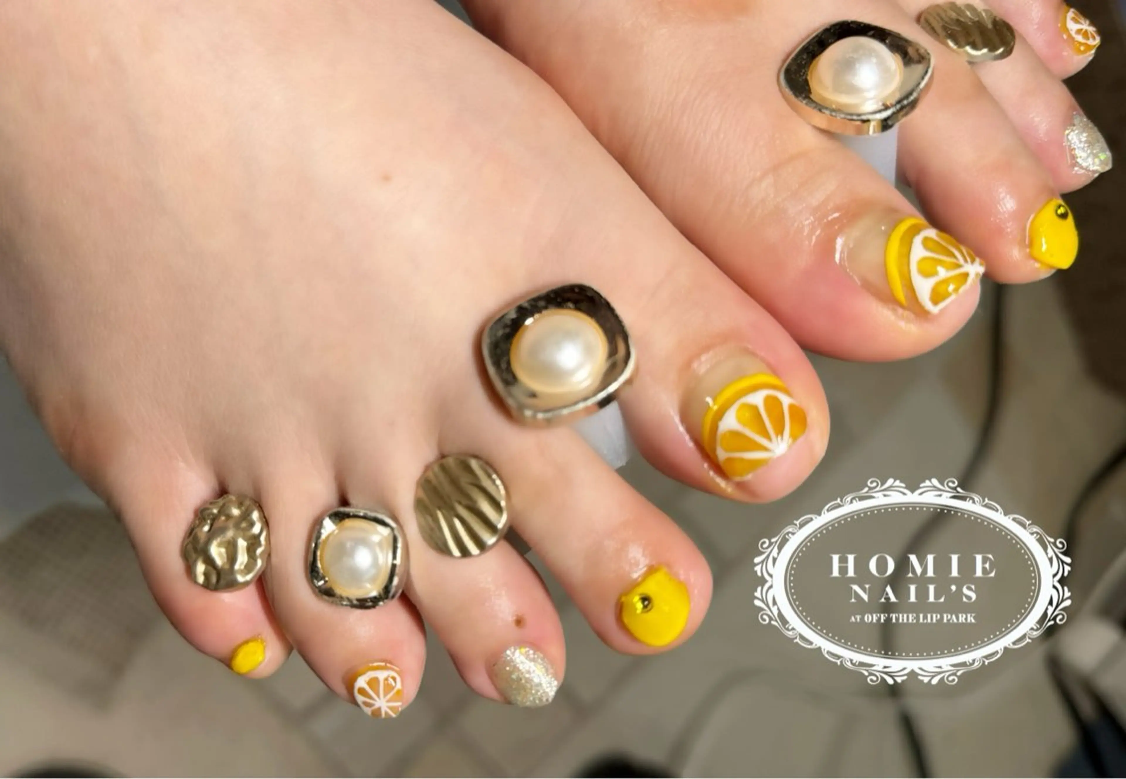 ネイル ハンドネイル フットネイル オフザリップパーク Asamiのネイルデザイン