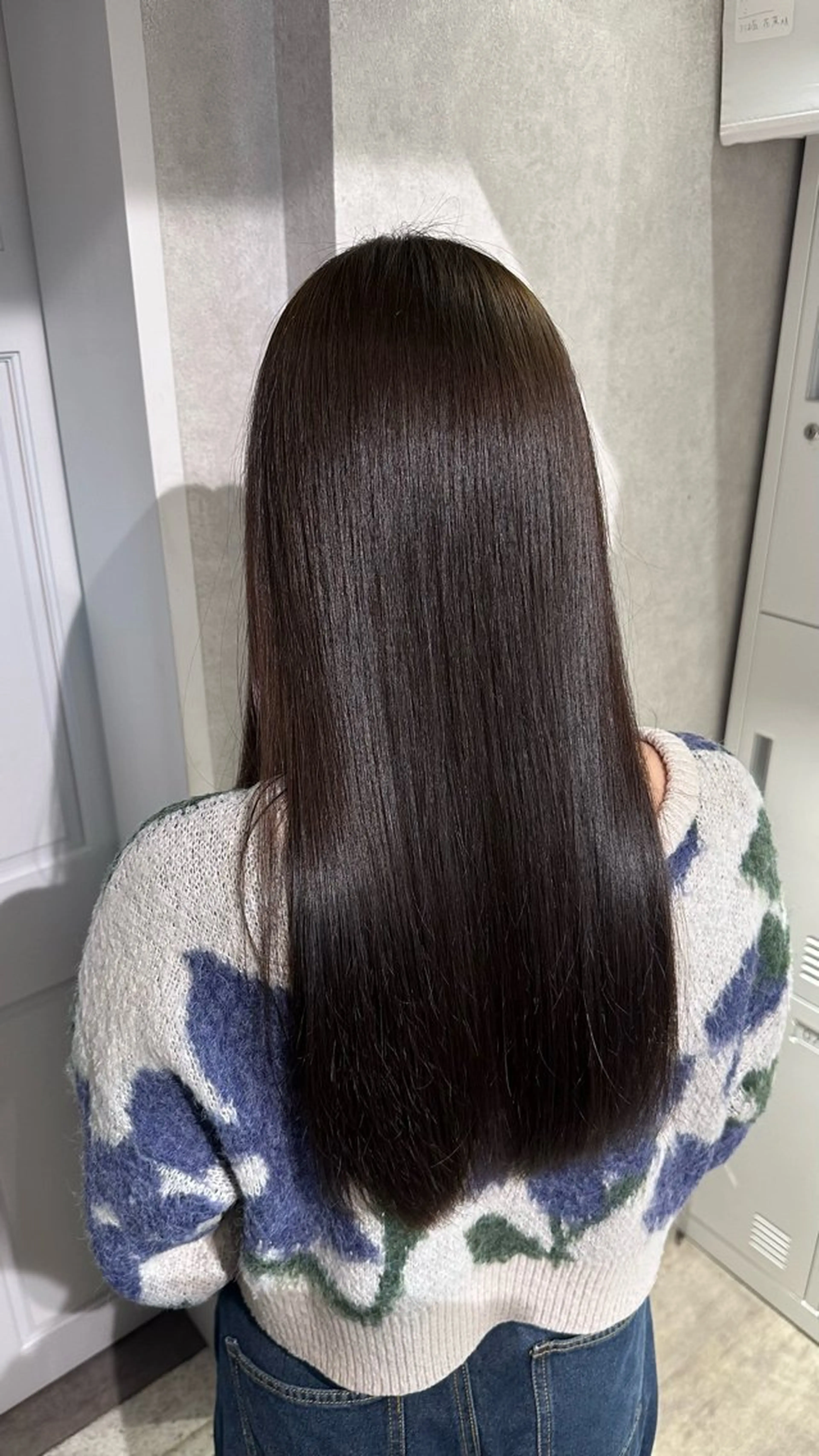 ロング カラー 切りっぱなしボブ ブリーチ ブラウンカラー ダブルカラー イヤリングカラー ヘアカラー HARUKI🏔️/ メンズ/透け感カラーのヘアスタイル