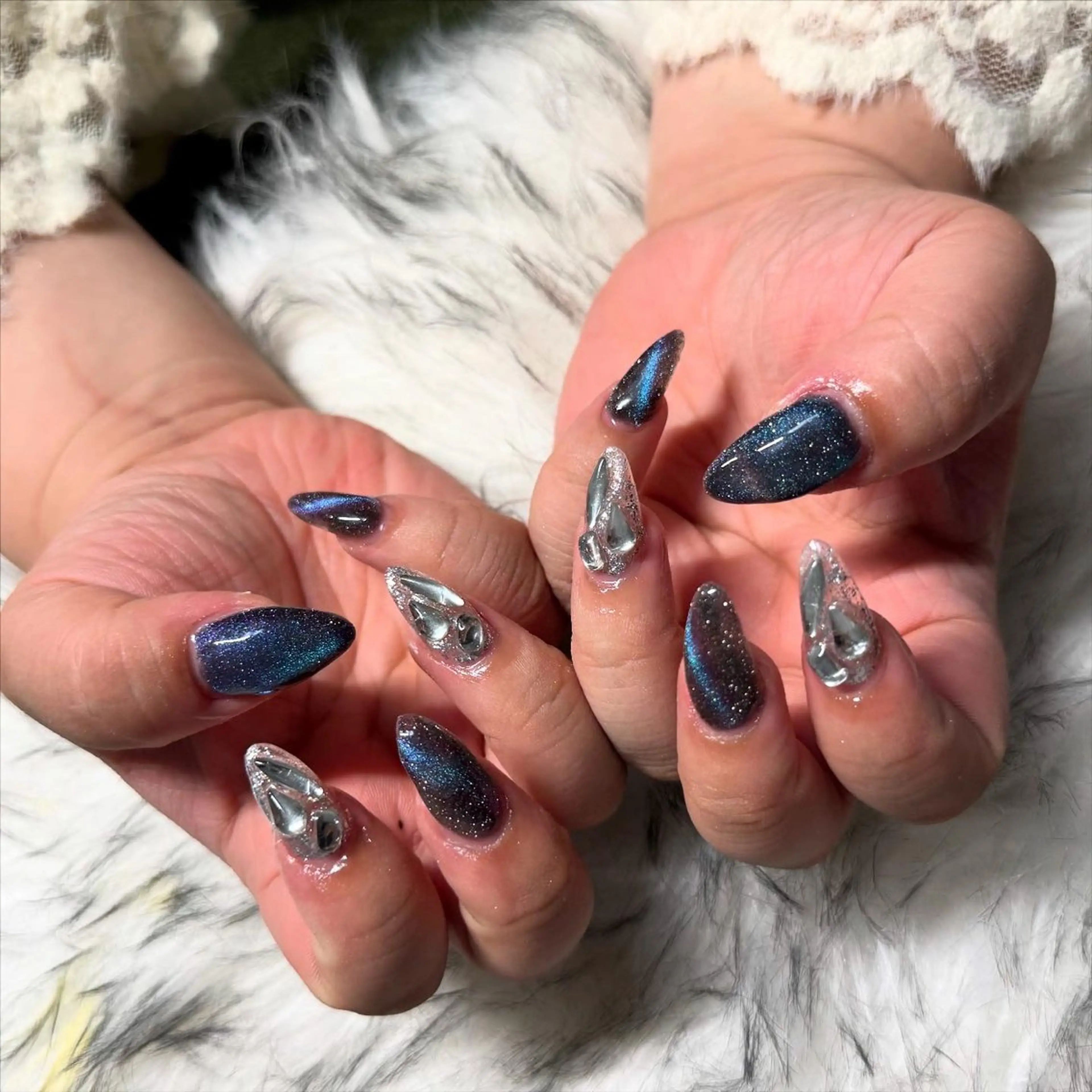 ロング ハンドネイル mao .のネイルデザイン