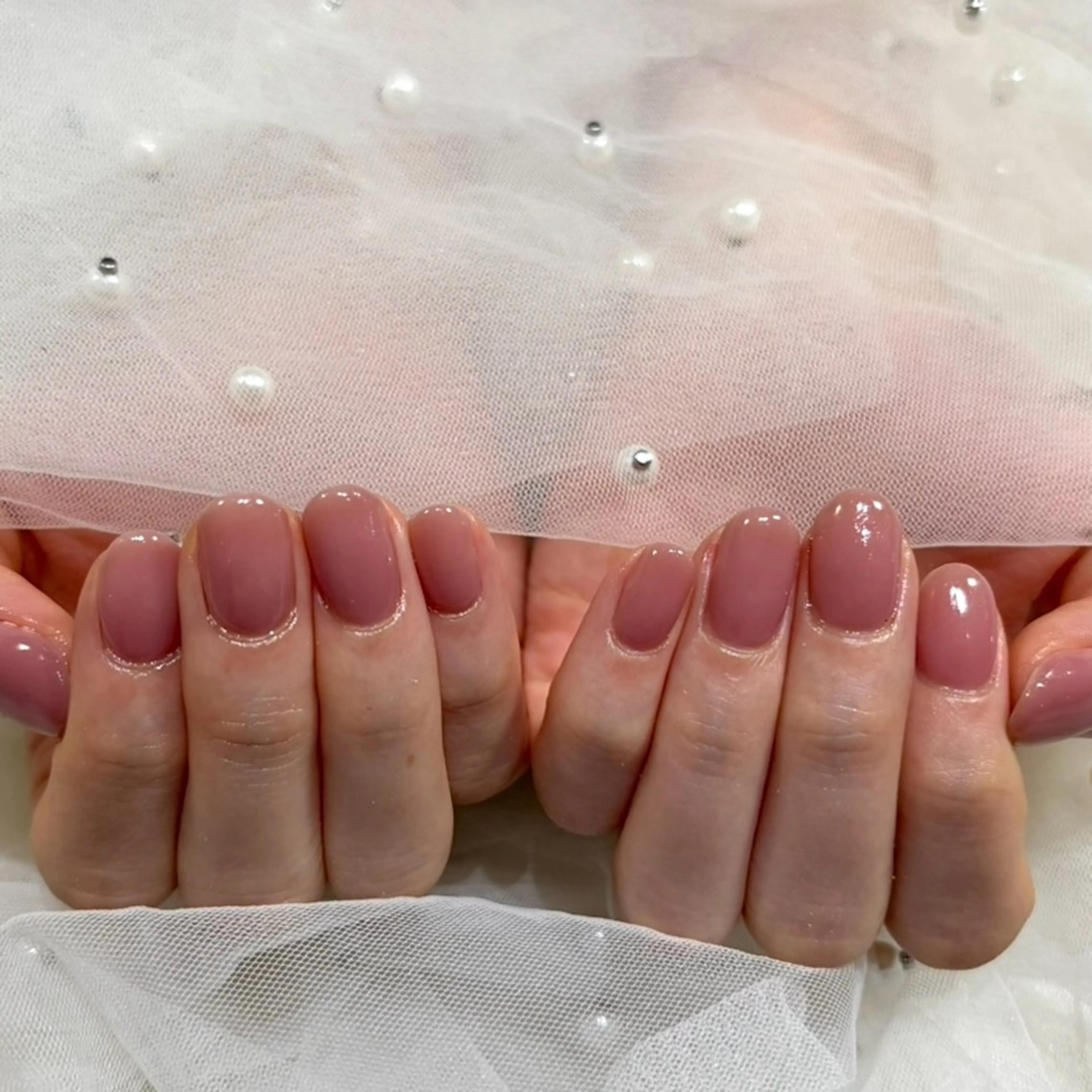 オフなし◆ハンドワンカラー✨甘皮ケア込の写真